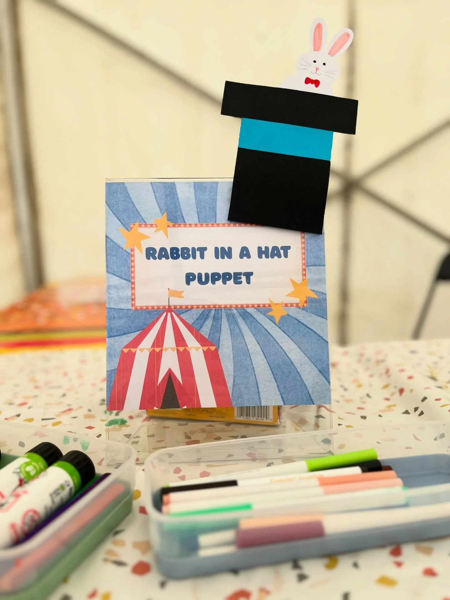 Come and find me today at Fort Gardens as part of the circus themed Gravesham Riverside Festival! We are here from 11 am - 4 pm in the craft tent where you can take part in FOUR, FREE ACTIVITIES 🎪🤹🪄🐇