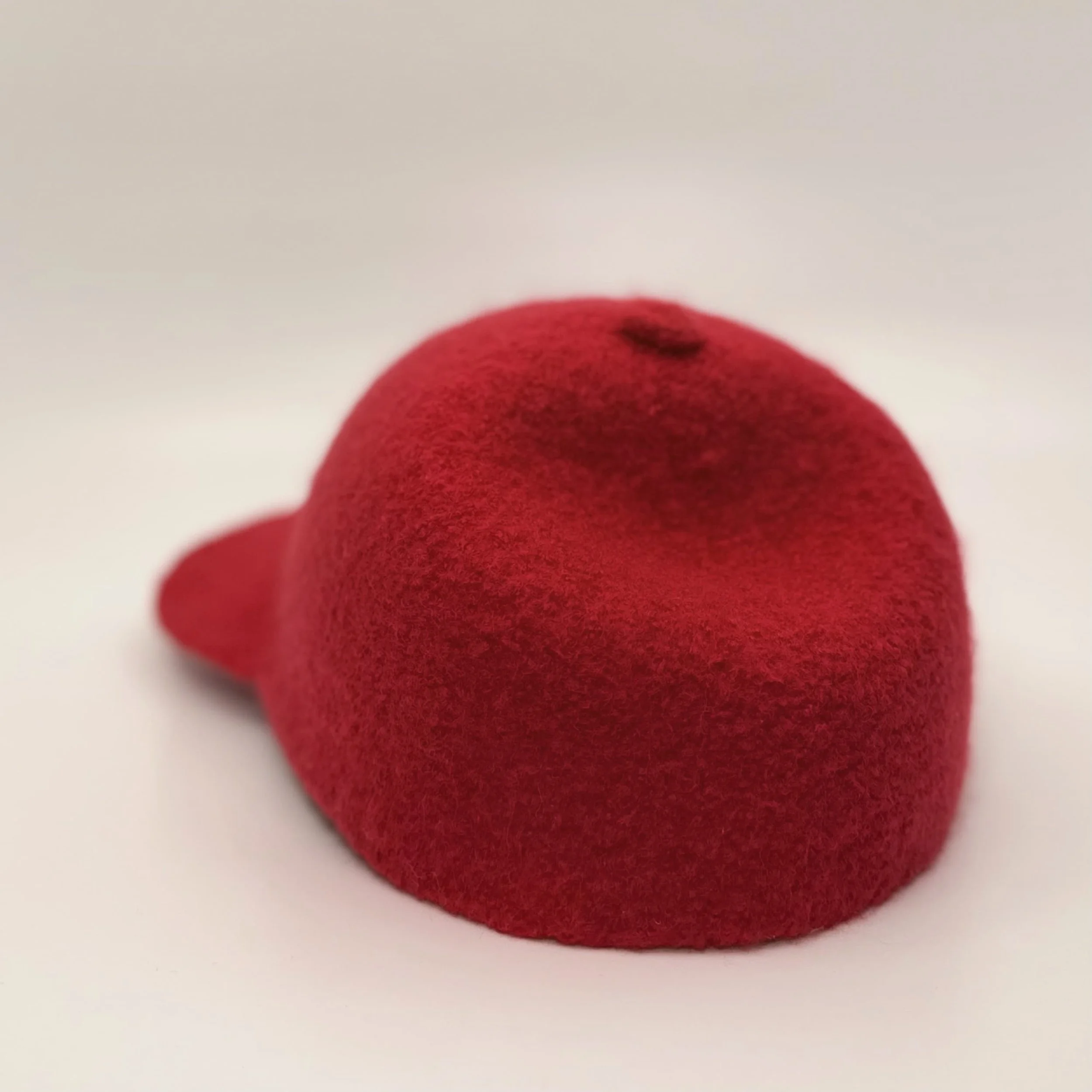 Bondon wool cashmere cap in Fire Red, back view