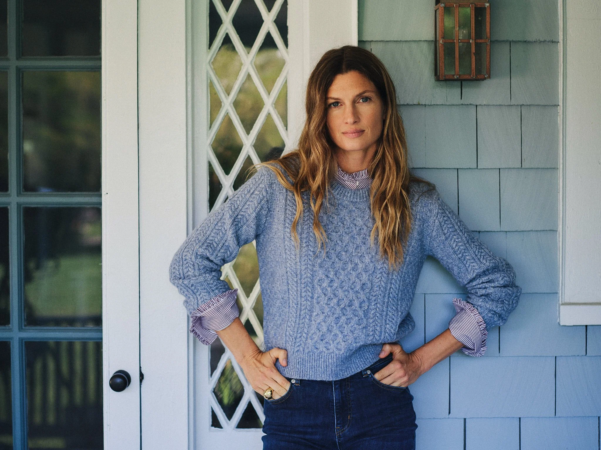 Aug26_GreySweater_Denim_1201.jpg