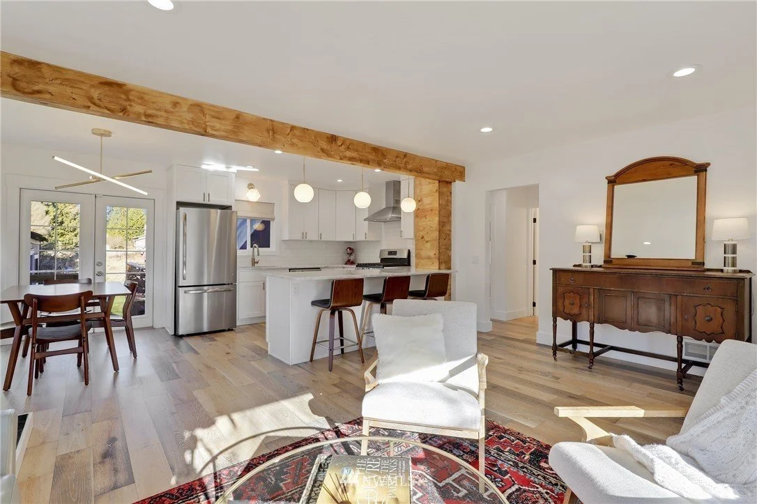 living : kitchen : dining.jpeg