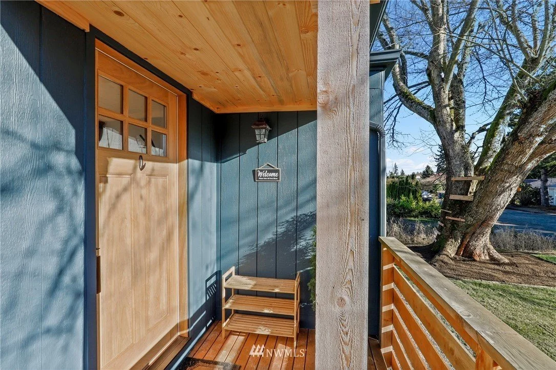 exterior entry.jpeg