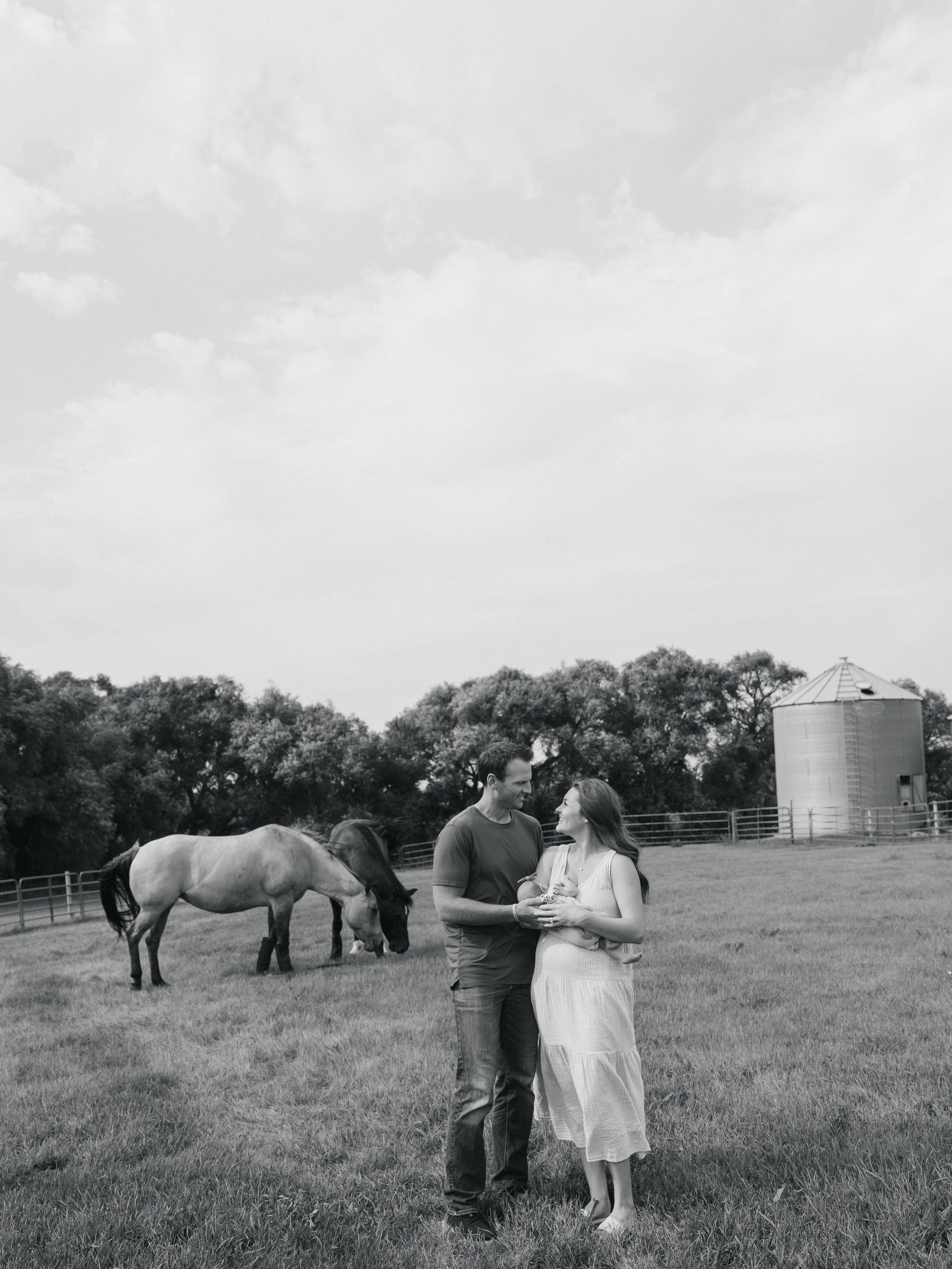 Coming out of my month long posting hiatus to share sweet little Darla Jo 🤍🐎

🏷️ Grand Forks photographer, North Dakota photographer, Minnesota photographer, Grafton photographer, maternity photographer, newborn photographer, golden hour, maternit