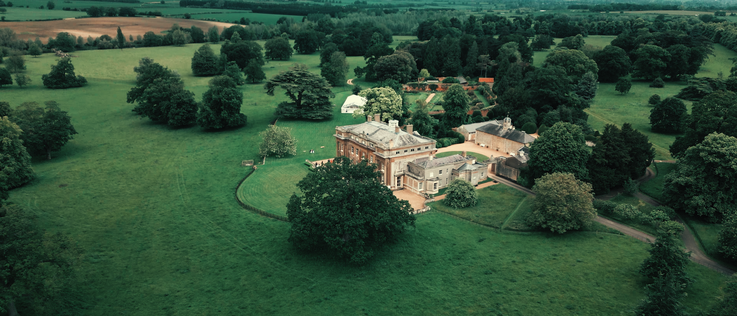 bedfordshire wedding videographer barn wedding
