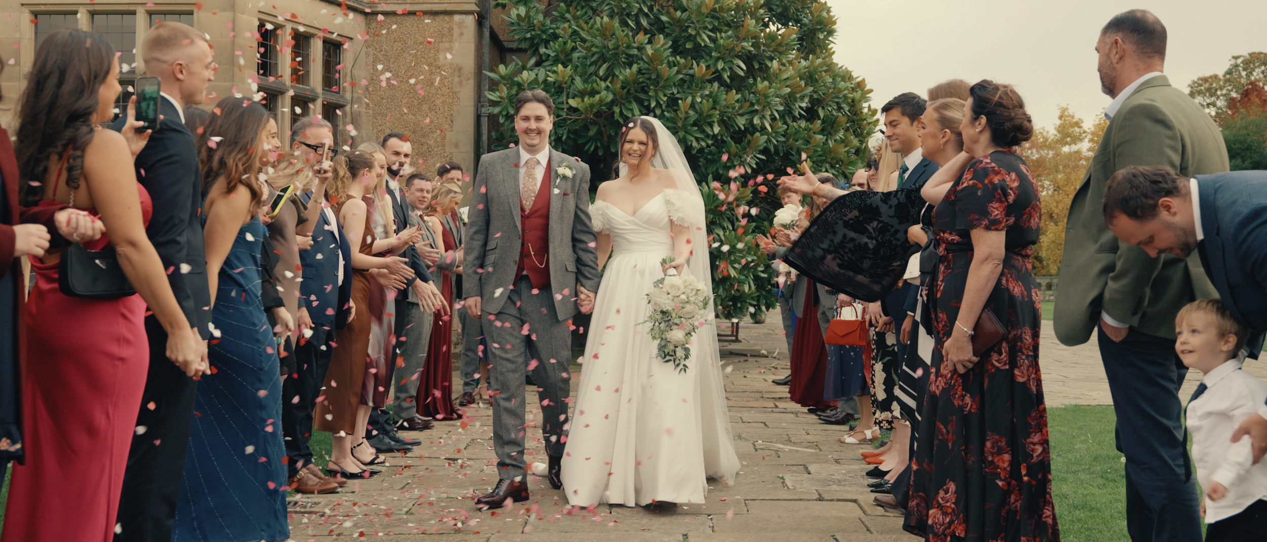 How to Choose a Wedding Videographer Without Regretting It