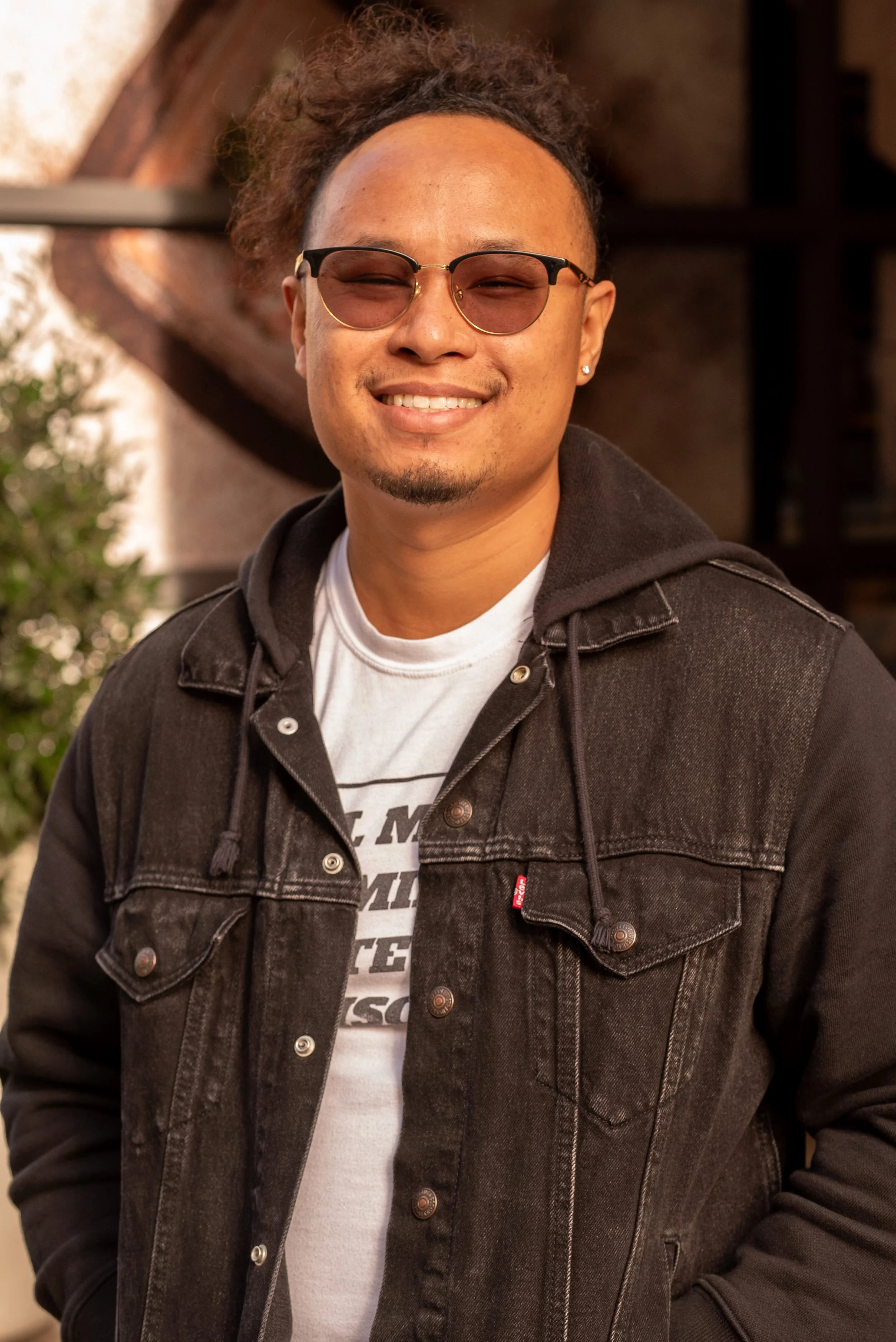 2023_Thanh_Headshots_DSC07943.jpg