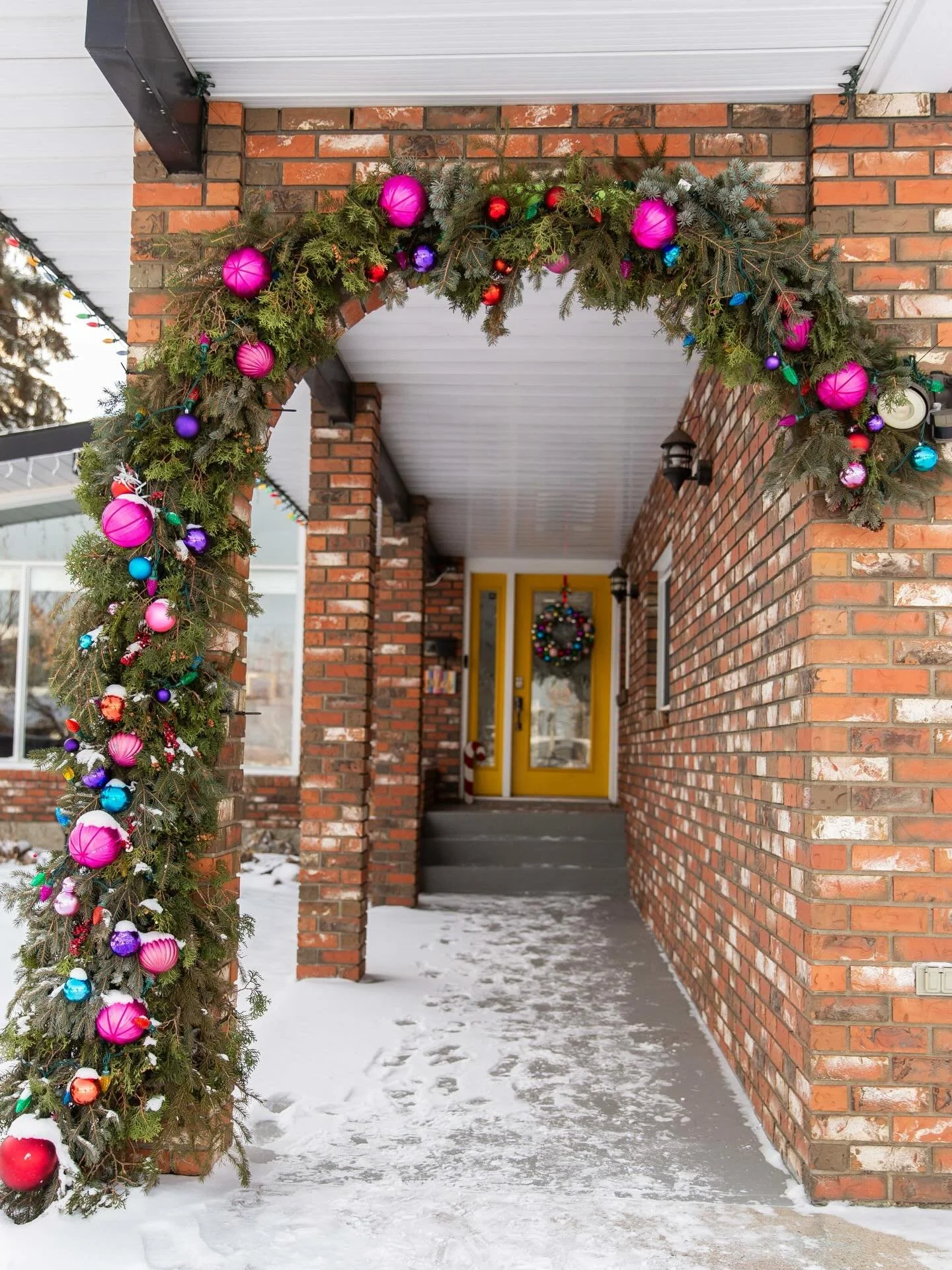 Christmas around our home. It&rsquo;s not a magazine cover display but it&rsquo;s making memories in my children&rsquo;s hearts and that&rsquo;s what matters most. ❤️❤️❤️

#christmas #christmastree🎄 #keepchristinchristmas #jesuslovesyou❤️ #jesusisth