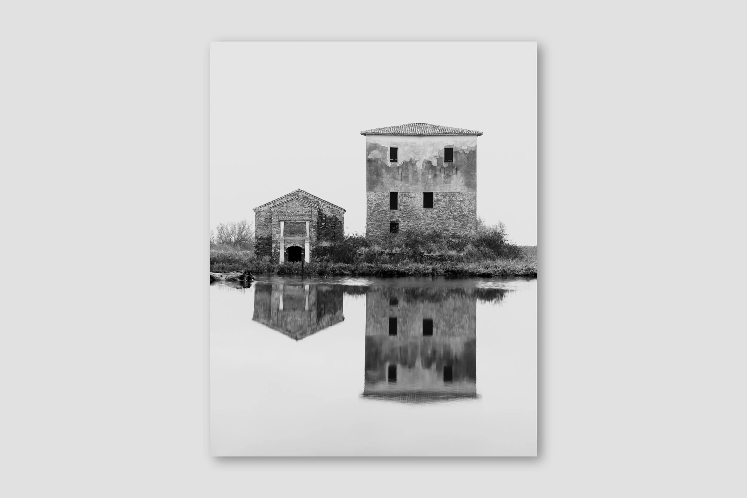 LAGOON MONO 06 - box frame