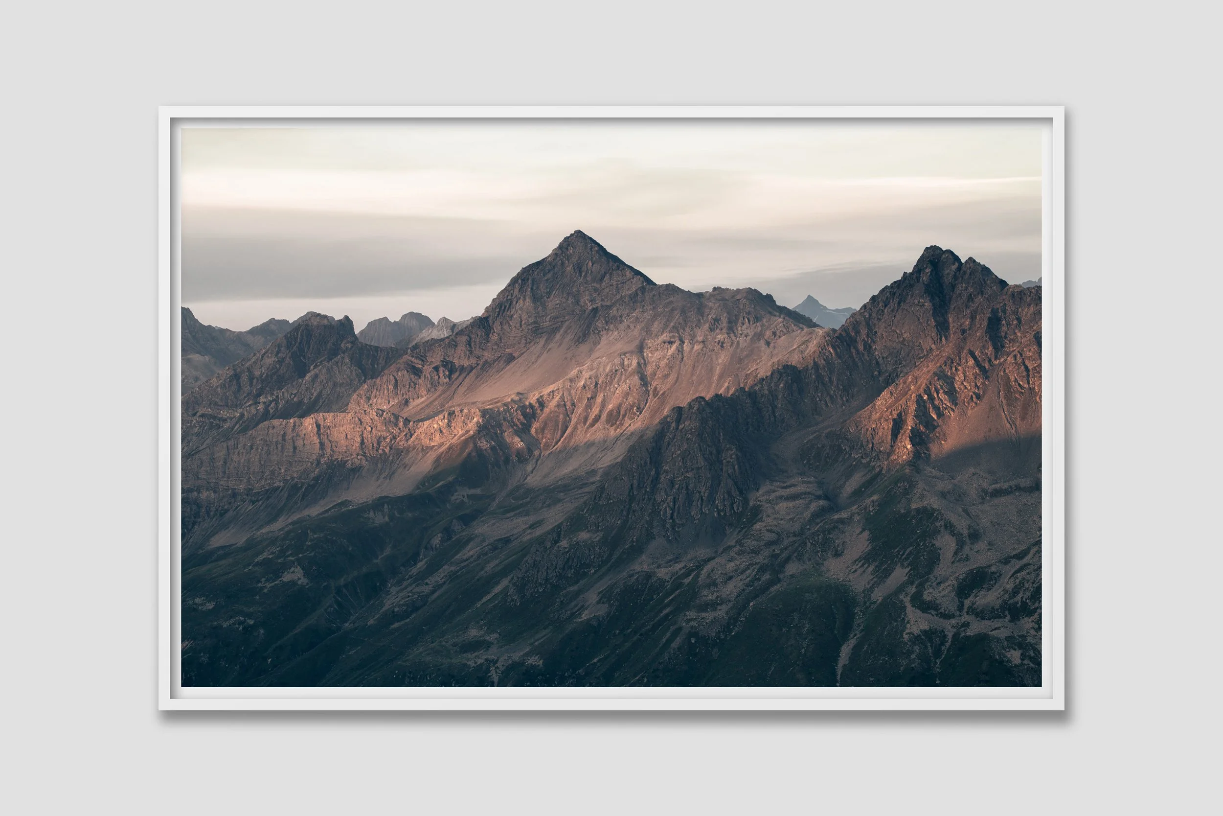 ALPS 09 - white frame