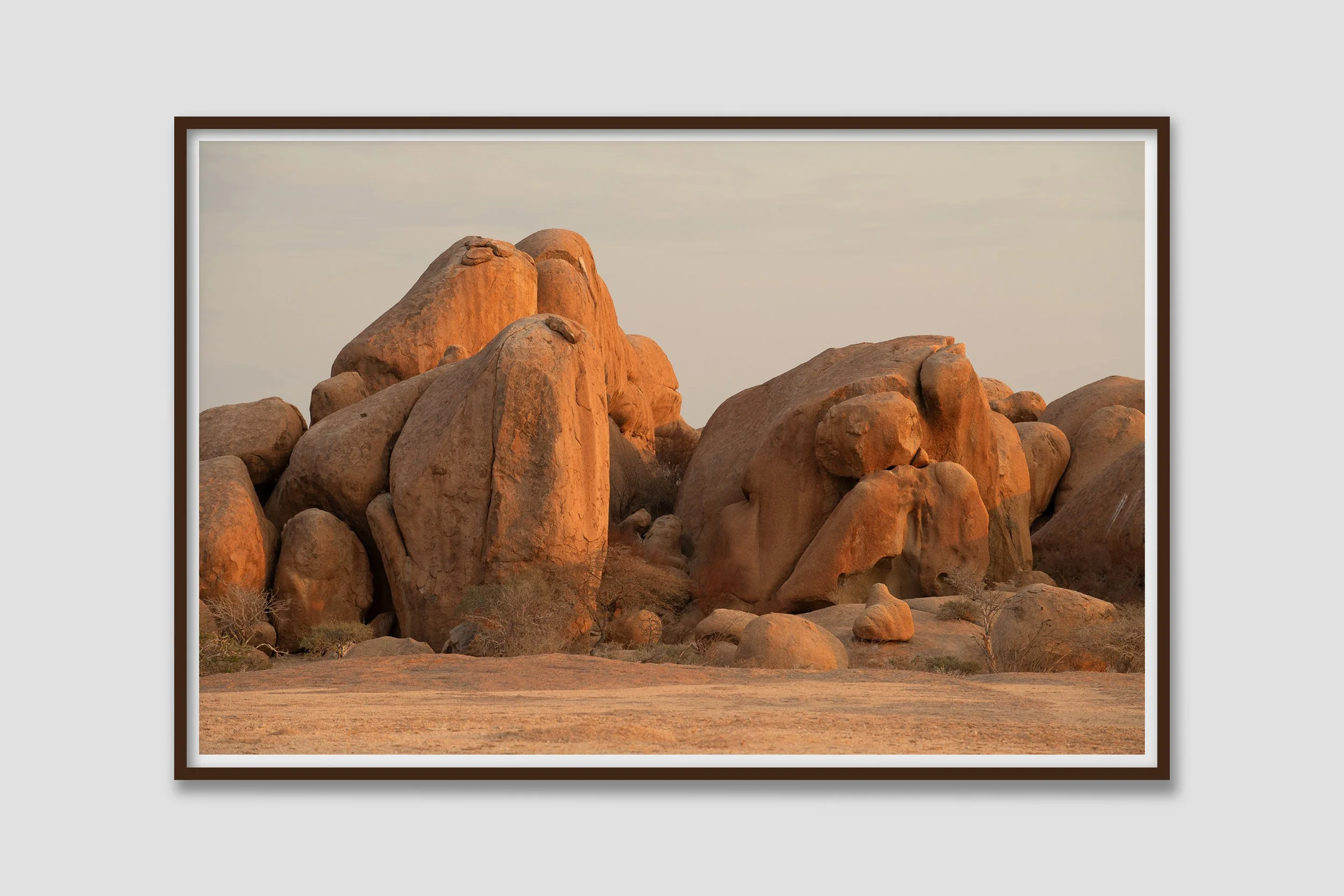 DESERT 10 - colored frame to match the mood