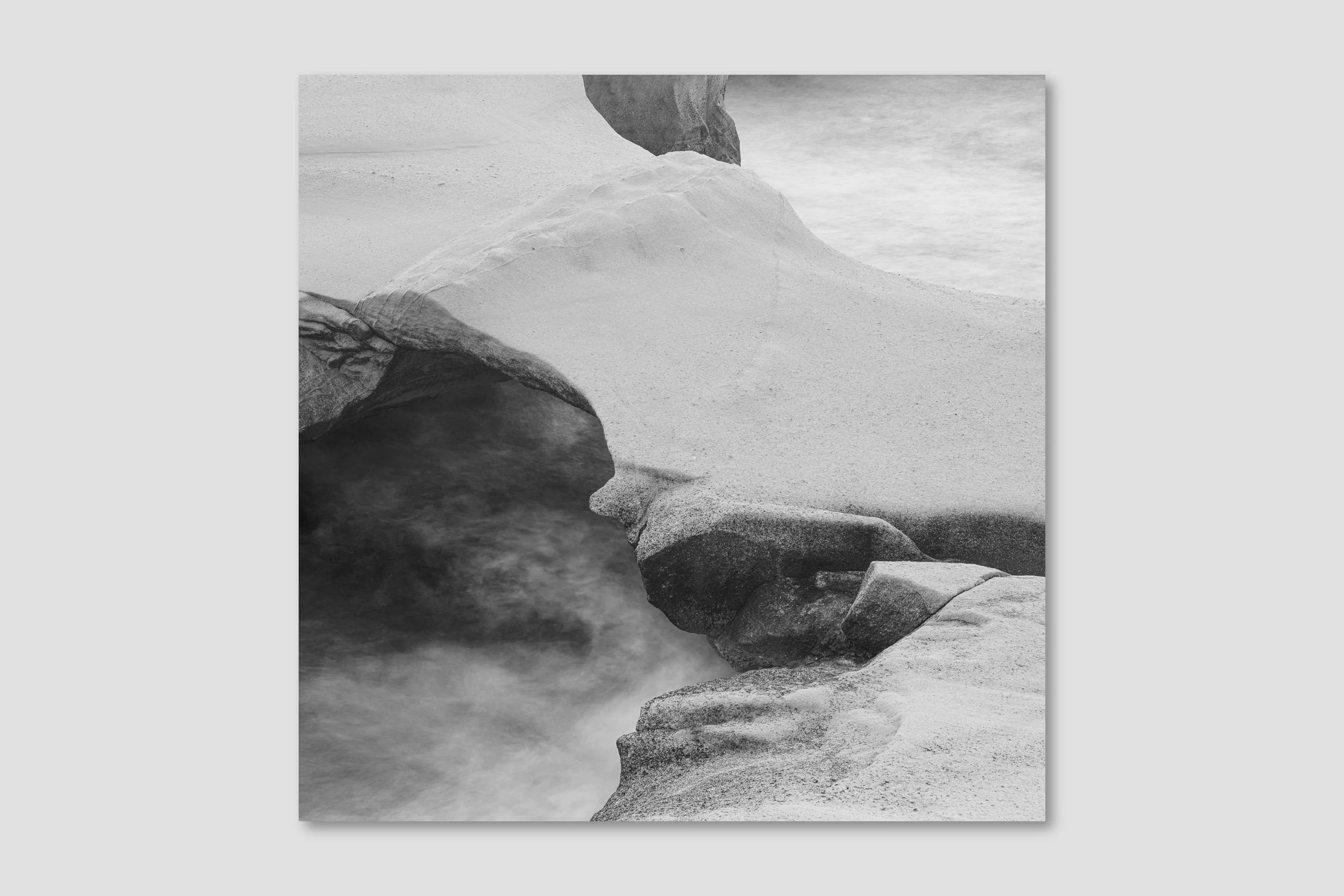 SEA MONO 05 - box frame