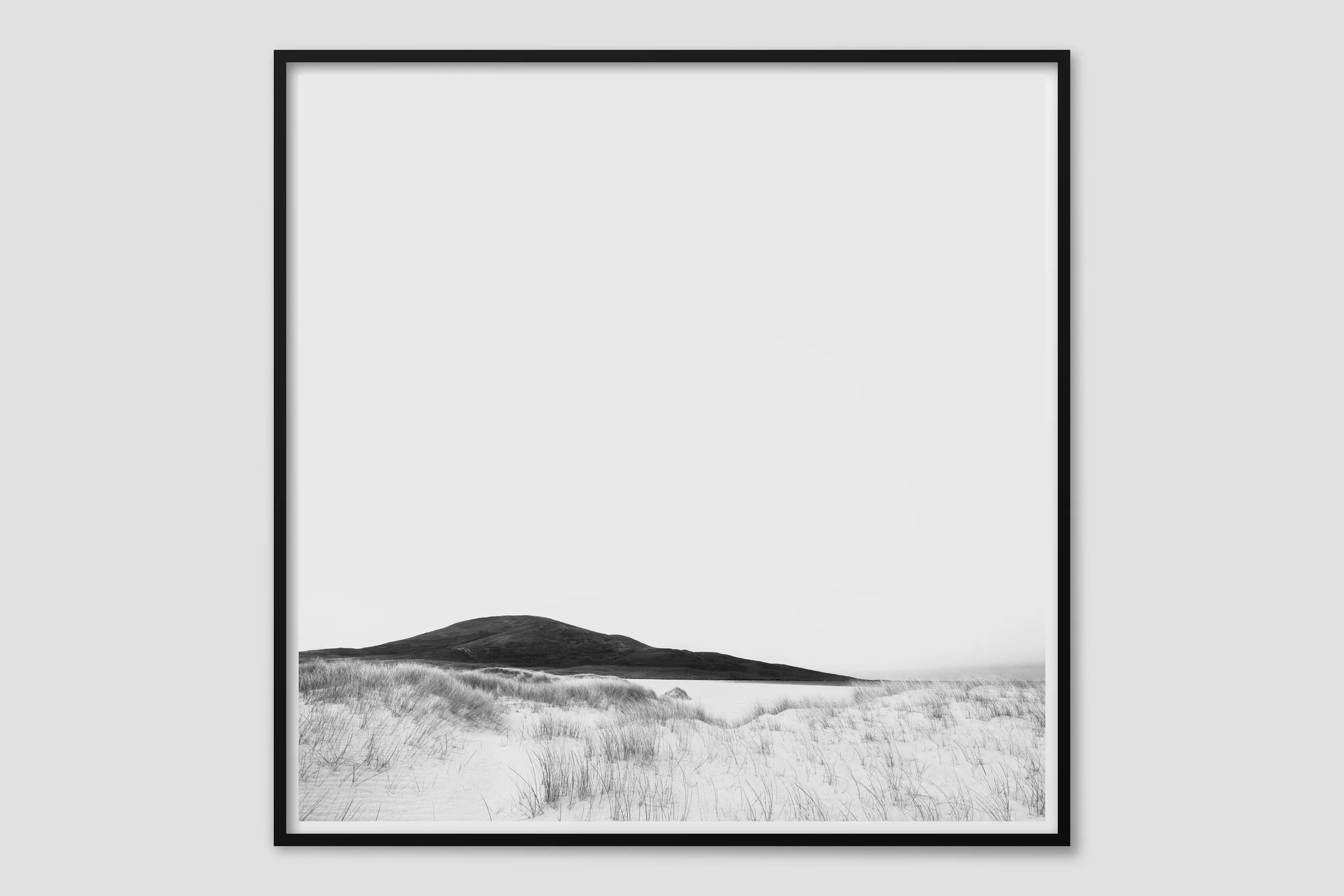 SEA MONO 09 - black frame