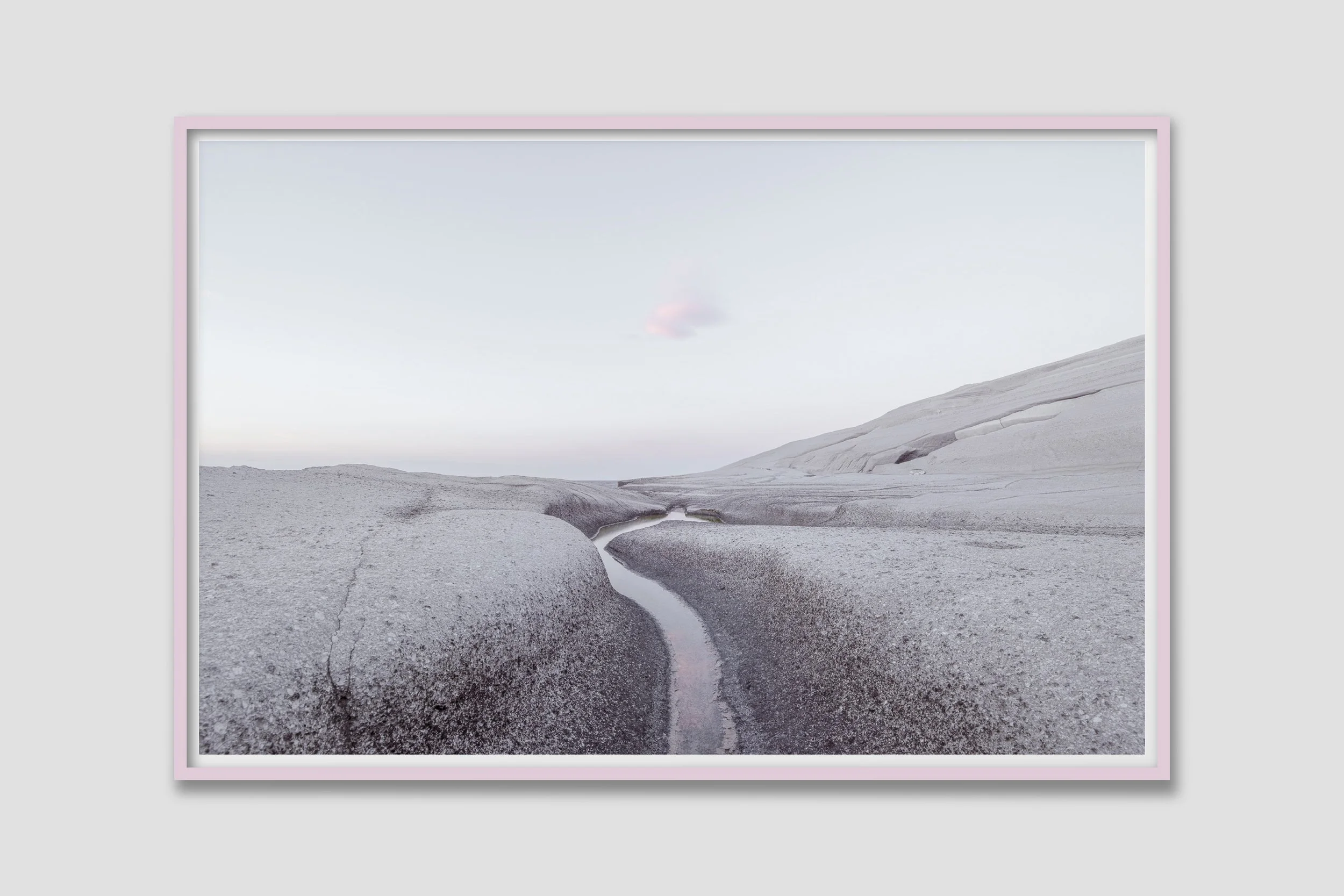 SEA 11 - colored frame to match the mood