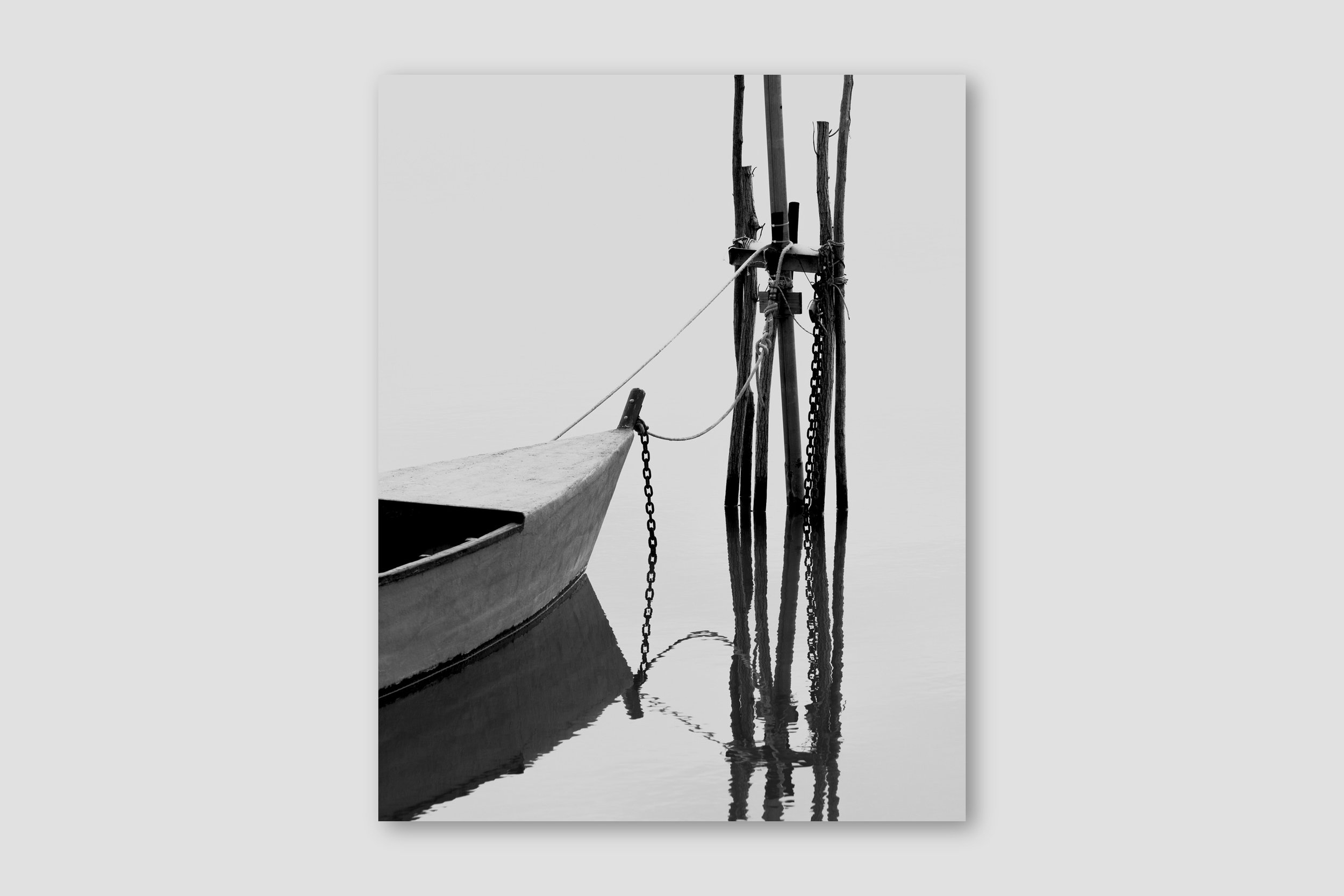 LAGOON MONO 03 - box frame