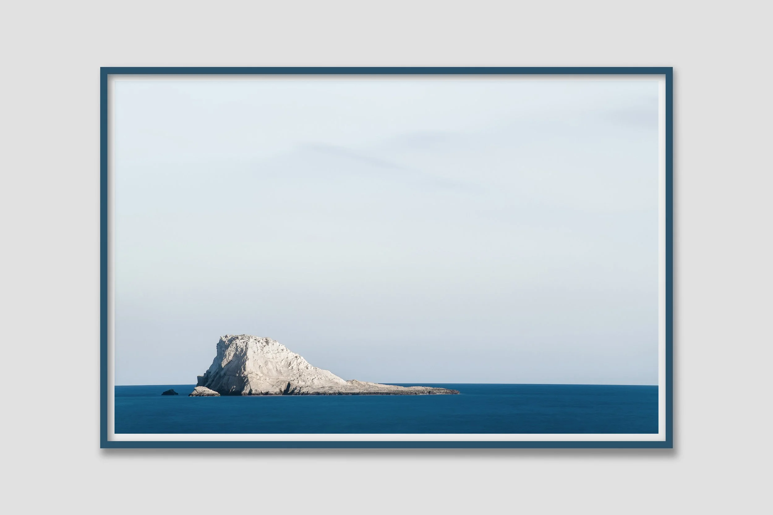 SEA 08 - colored frame to match the mood