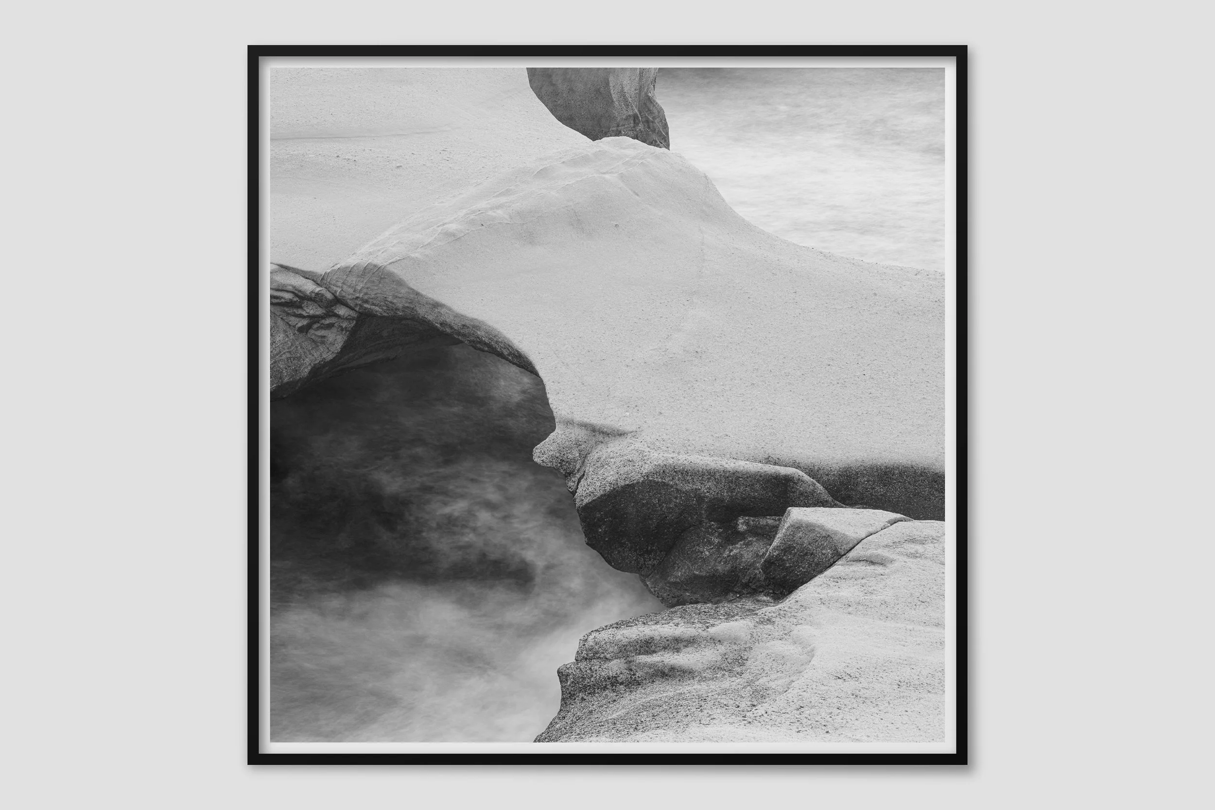 SEA MONO 05 - black frame