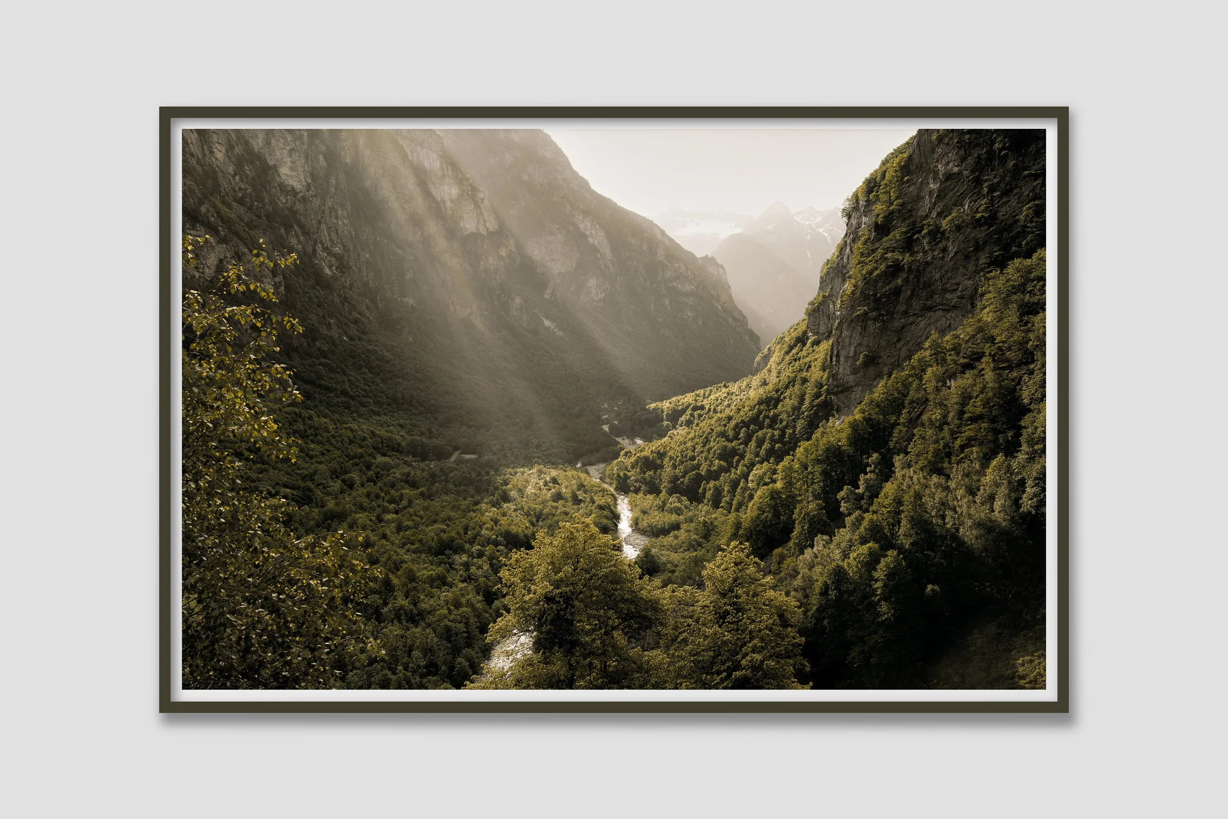 ALPS 07 - colored frame to match the mood