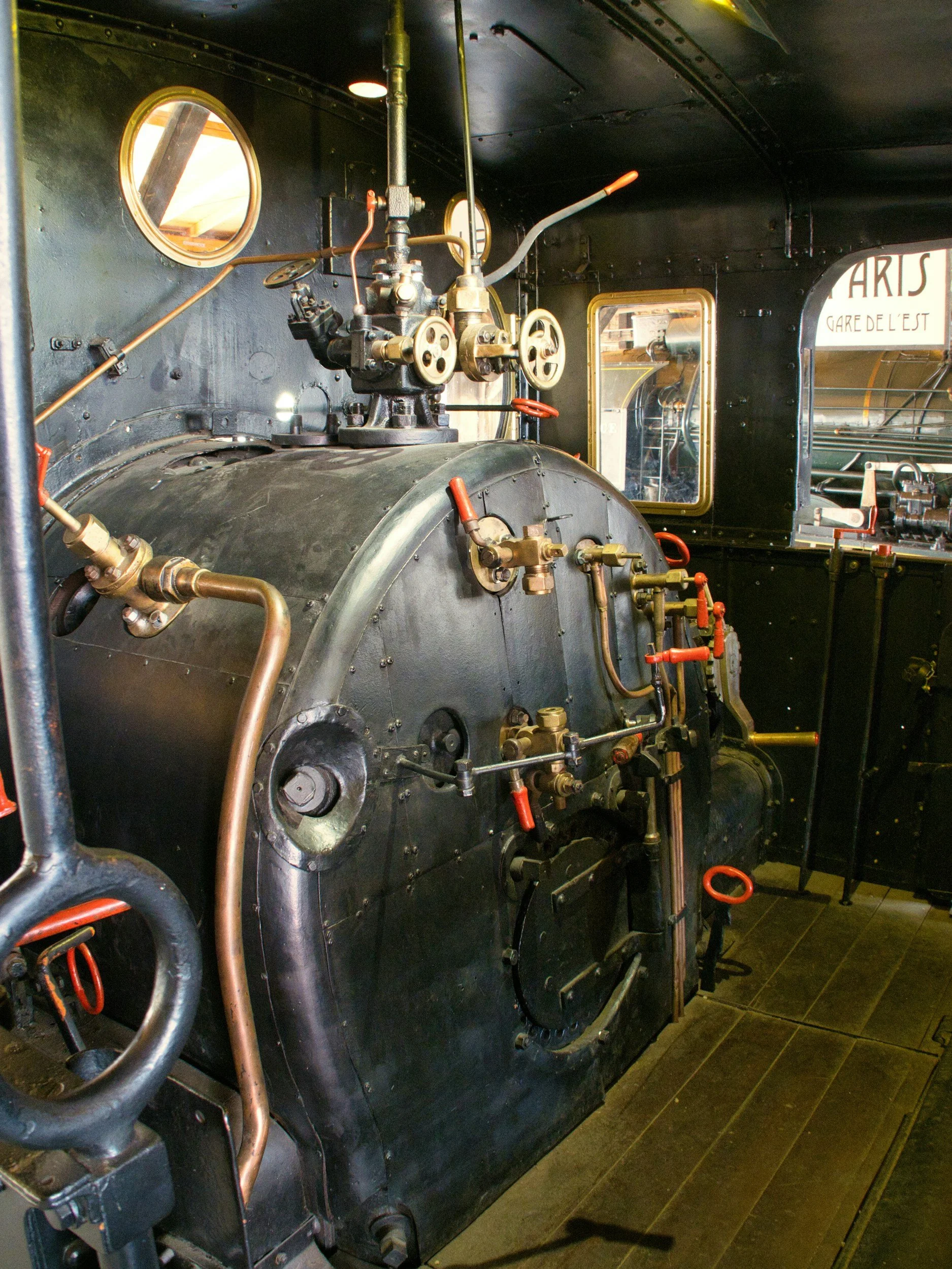 💧 Water Heater Types and Efficiency Ratings Explained