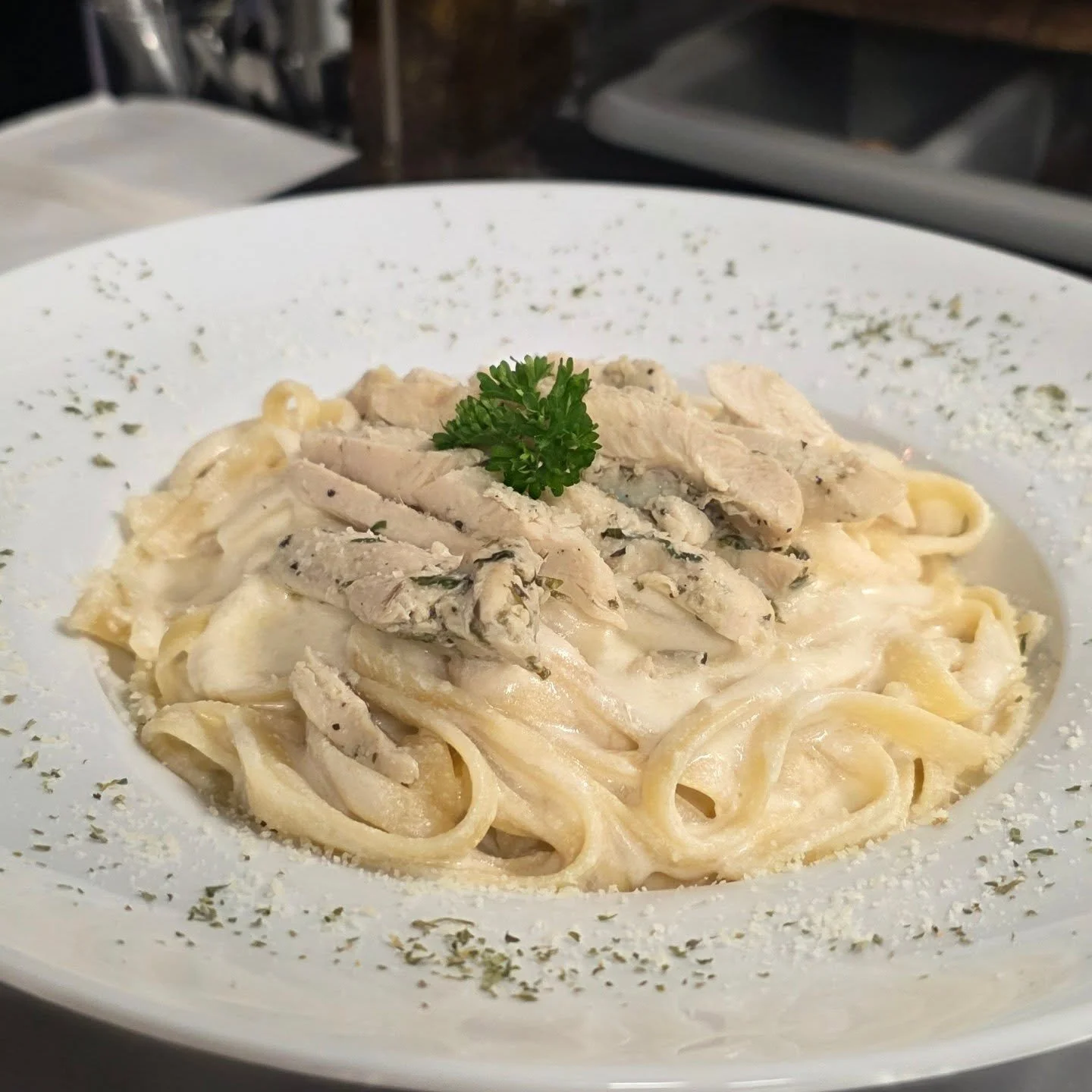 🌟 CHICKEN FETTUCINE ALFREDO 🌟 tonight's special! Your choice of grilled chicken or a chicken cutlet. You don't want to miss this SPECIAL 🍝