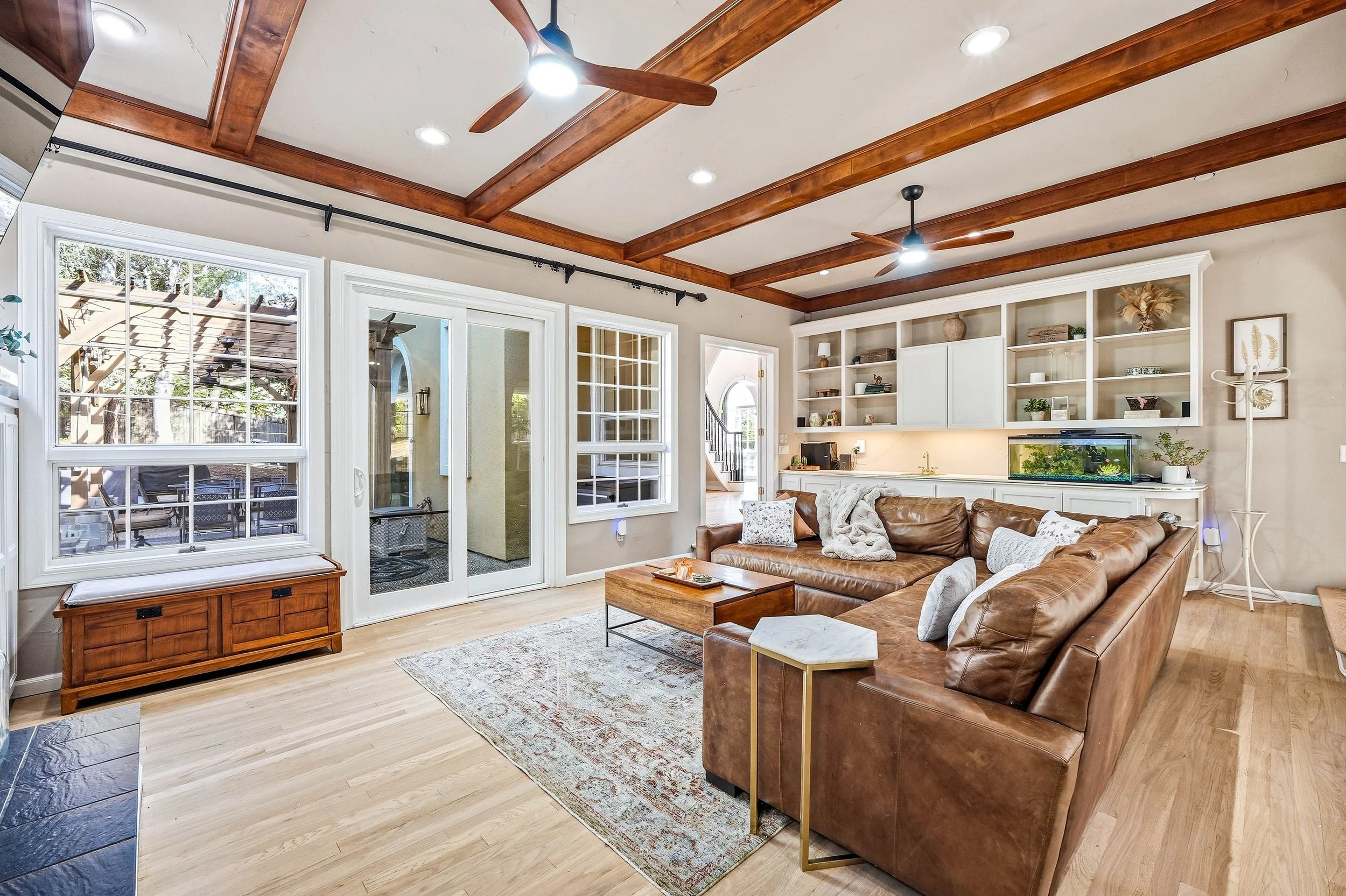 6750 Woodchase Dr.-20.jpg