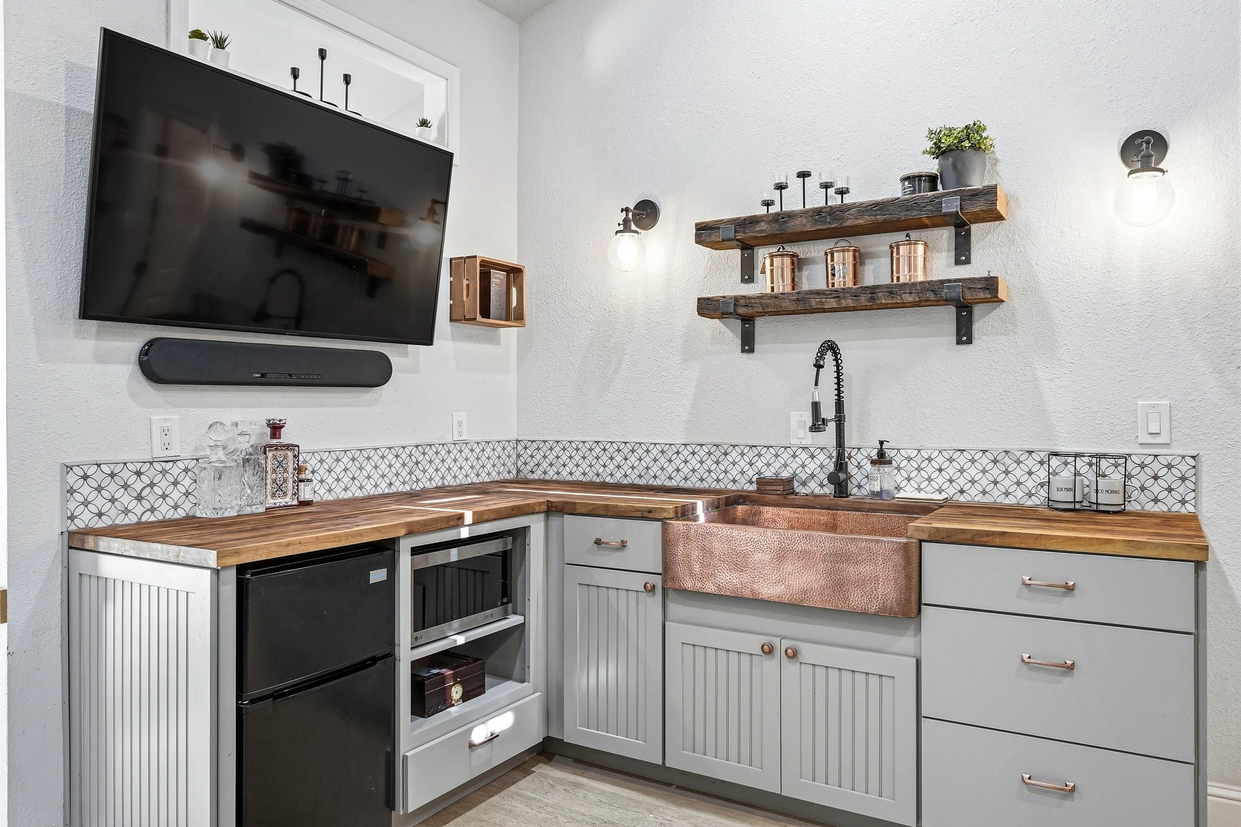6750 Woodchase Dr.-68.jpg
