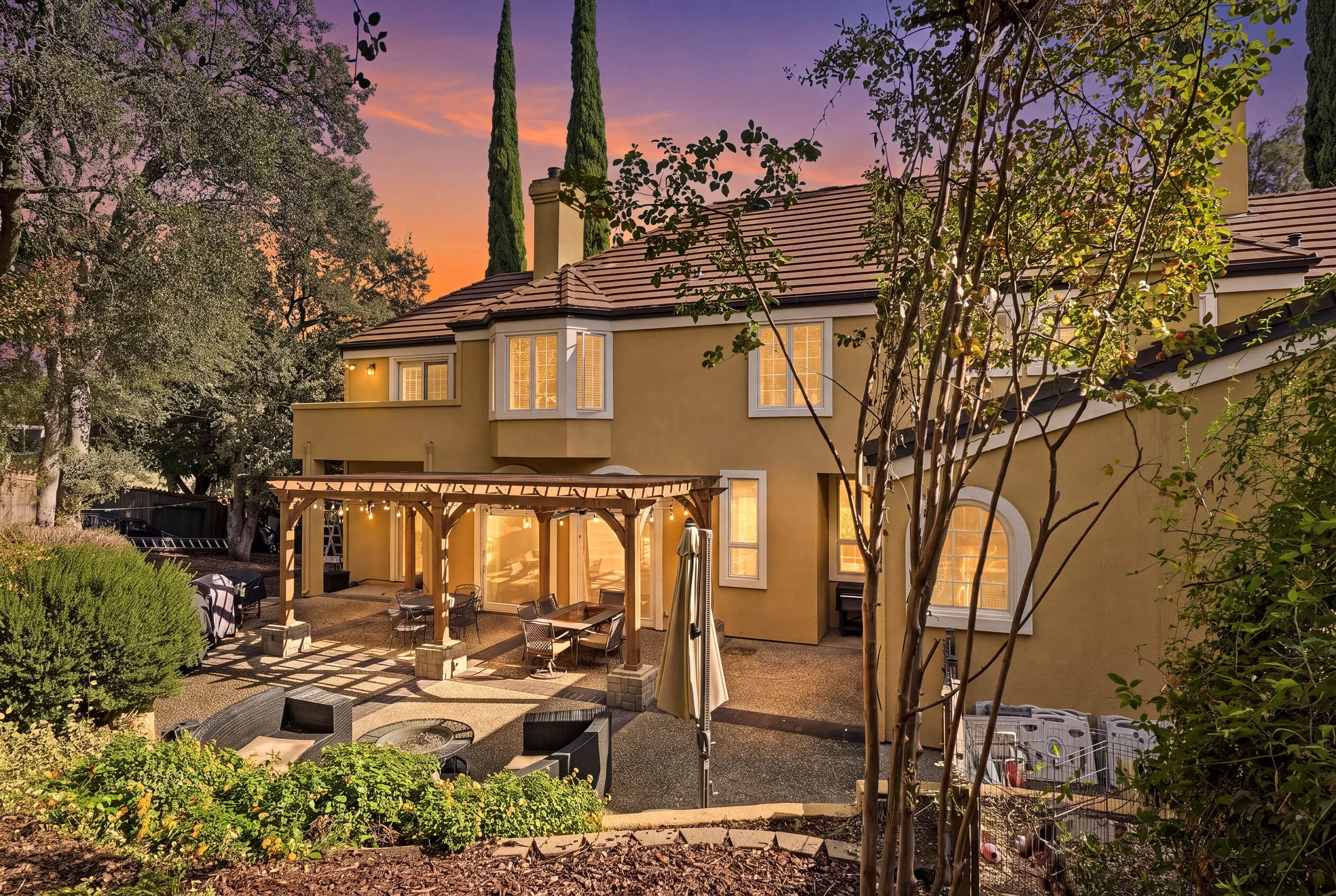 6750 Woodchase Dr.-2.jpg