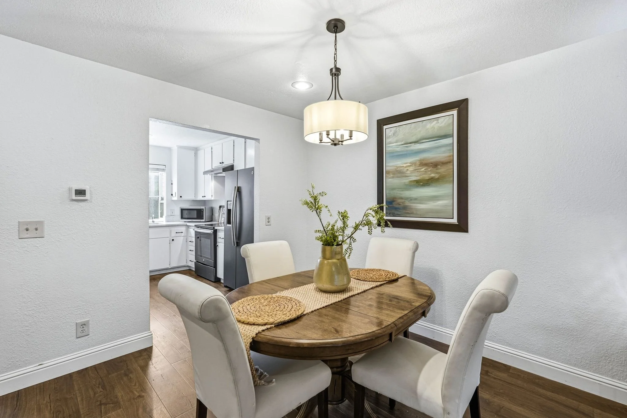 5947 Main Ave-12.jpg