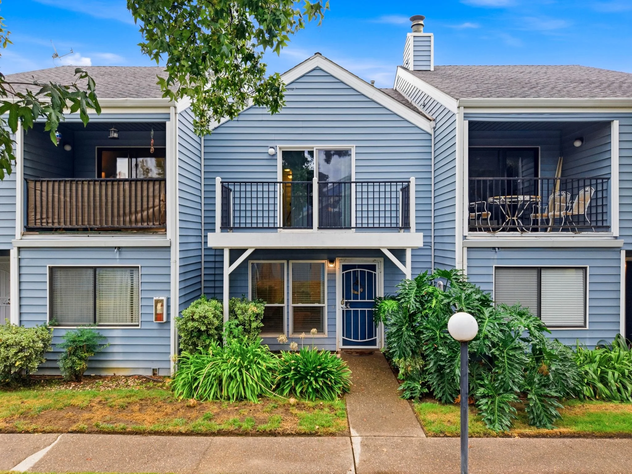 5947 Main Ave-48.jpg