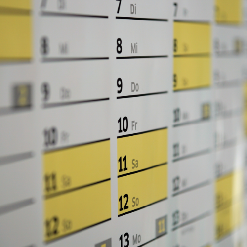 Photo of a weekly calendar