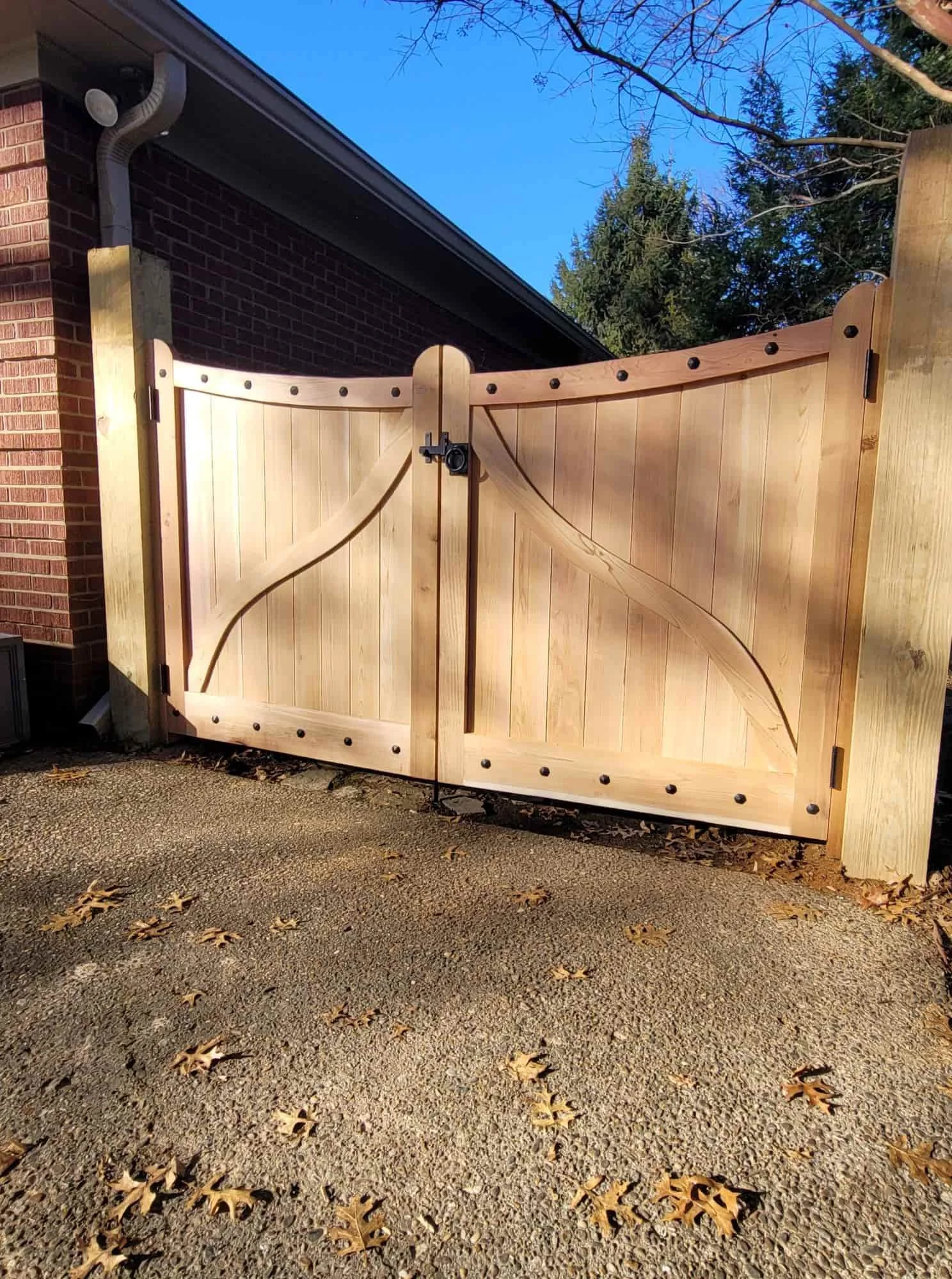 custom wood gate Louisville KY