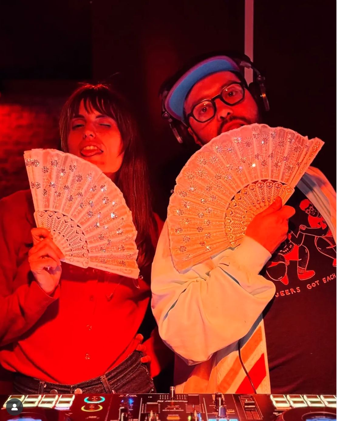 L.A.B. LATES: 𝑫𝑨𝑵𝑪𝑬 𝑰𝑵 𝑻𝑶𝑵𝑮𝑼𝑬𝑺