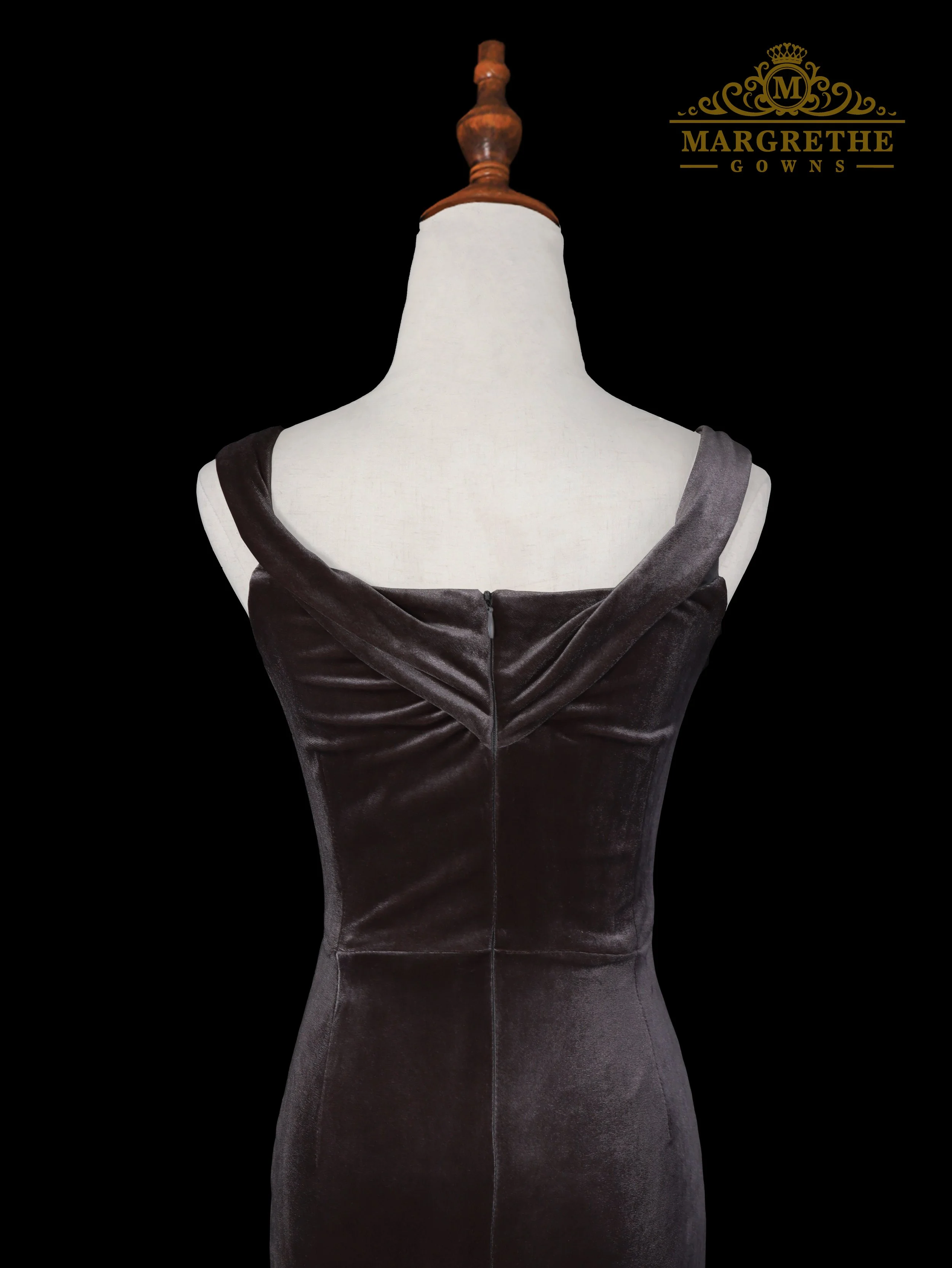 8D LONGGOWN (12).jpg