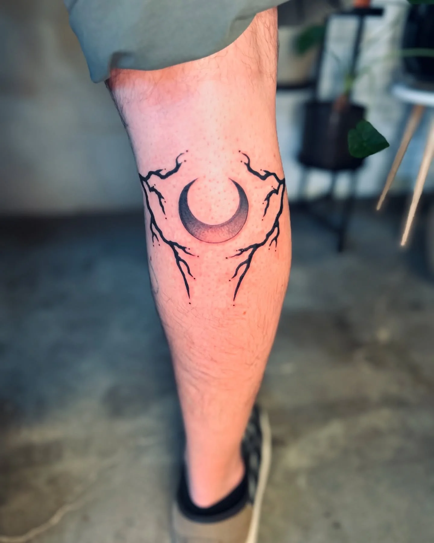 Crescent Grove 🌙 ✨
.
.
.
.
.
.
. .
#firstyeartattooartist #firstyeartattooer #firstyeartattooing 
#portlandtattoos #pdxink #oregonink #portlandtattooartist #pdxart #portlandtattoostudio #portlandtattoocommunity #pdxtattoos #oregonartists #portlandin