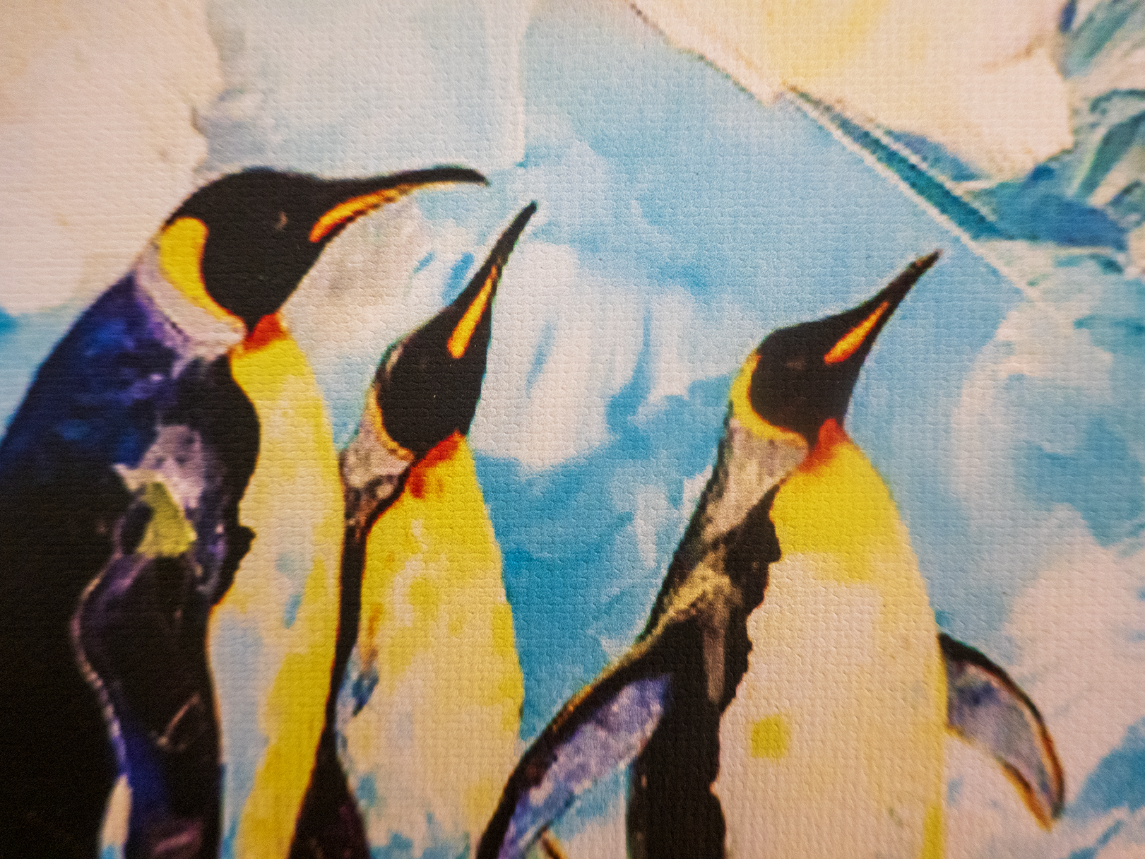 penguin print closeuppng.png