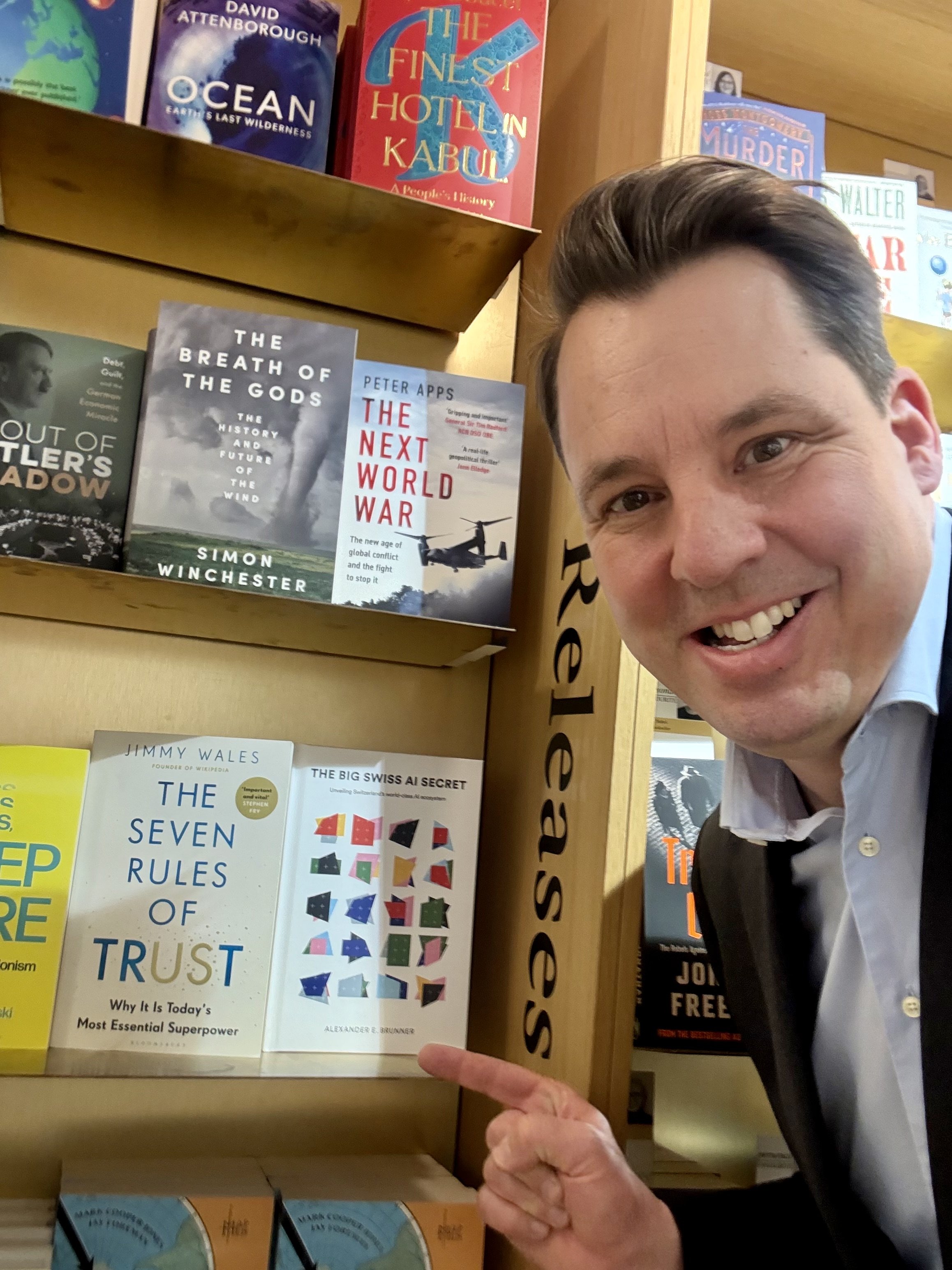 Orell Füssli Alex finger.jpeg