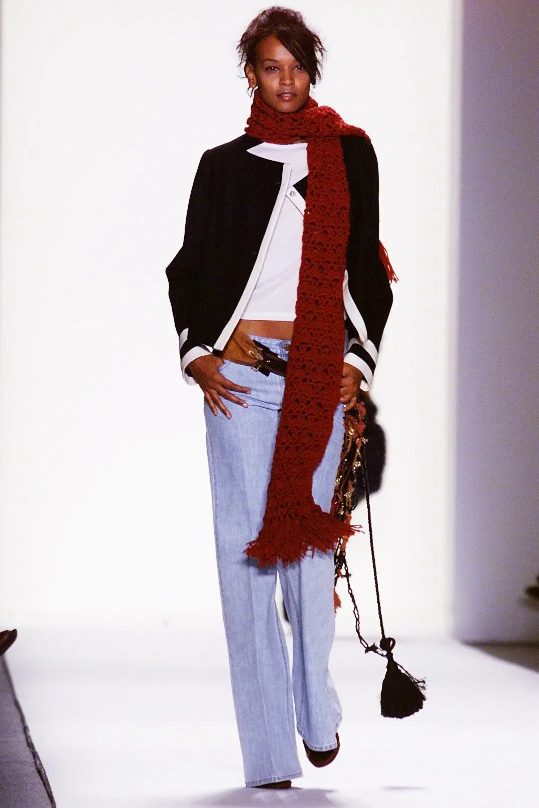 Soft periwinkle and deep crimson red–