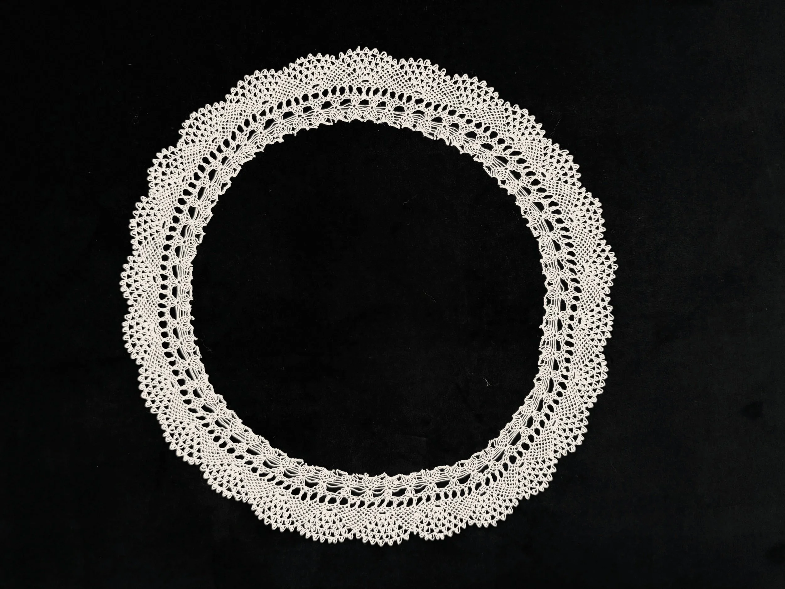 Azadig Bidanian Archive. Probably Baidzar Tashjian, Azadig Bidanian's uncle's wife, needlelace pillowcase trim, Anjar, Lebanon, ca. 1950s

Photo credit: © Deborah Valoma 2025.