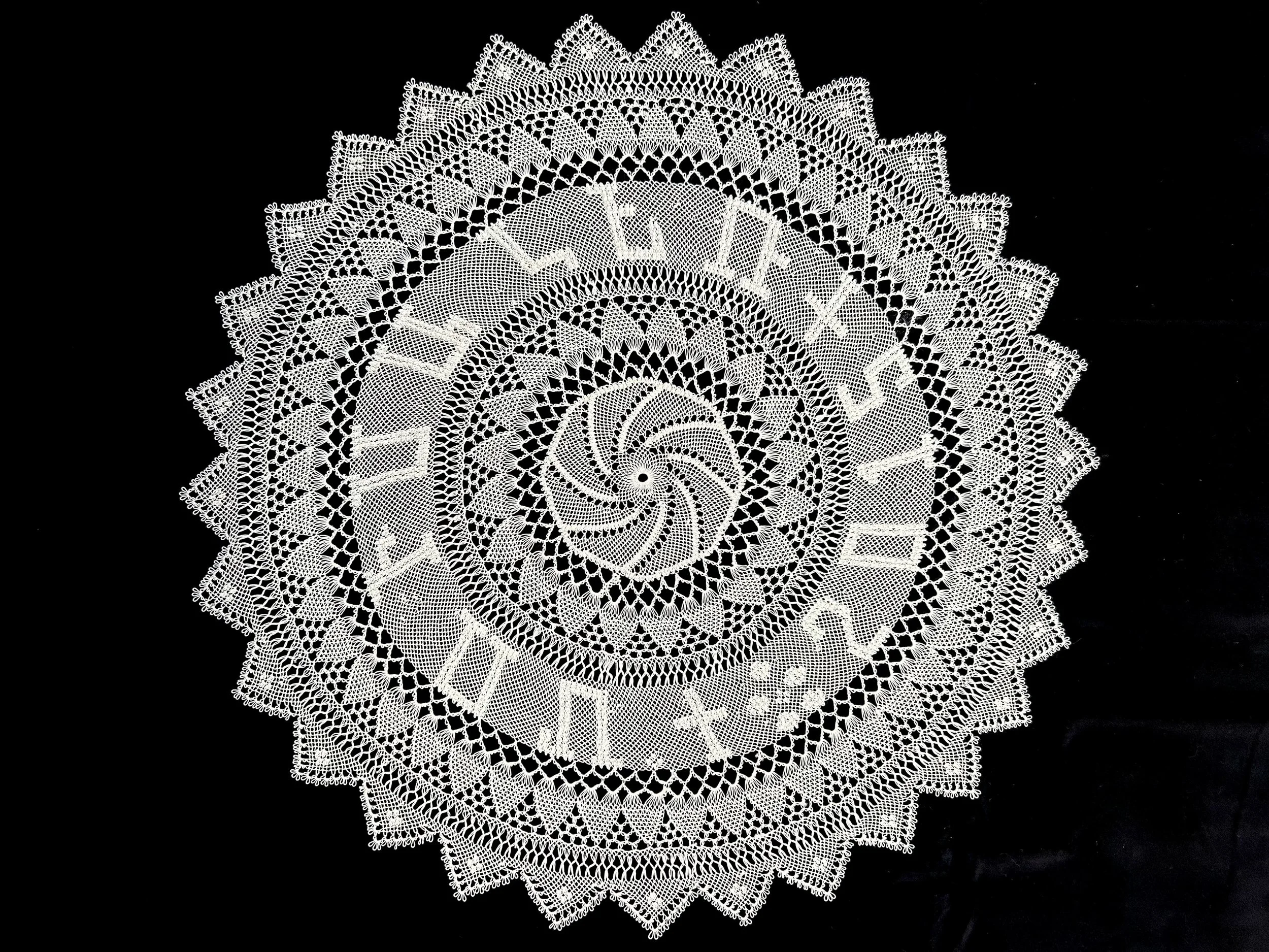 Mari Silahli, large needlelace doily (one of a set of two) with Մուսա Լեռ (Musa Ler) stitched in Armenian (a.k.a., Musa Dagh in Turkish), Şişli, Istanbul, Türkiye. Photo credit: © Deborah Valoma, 2025.