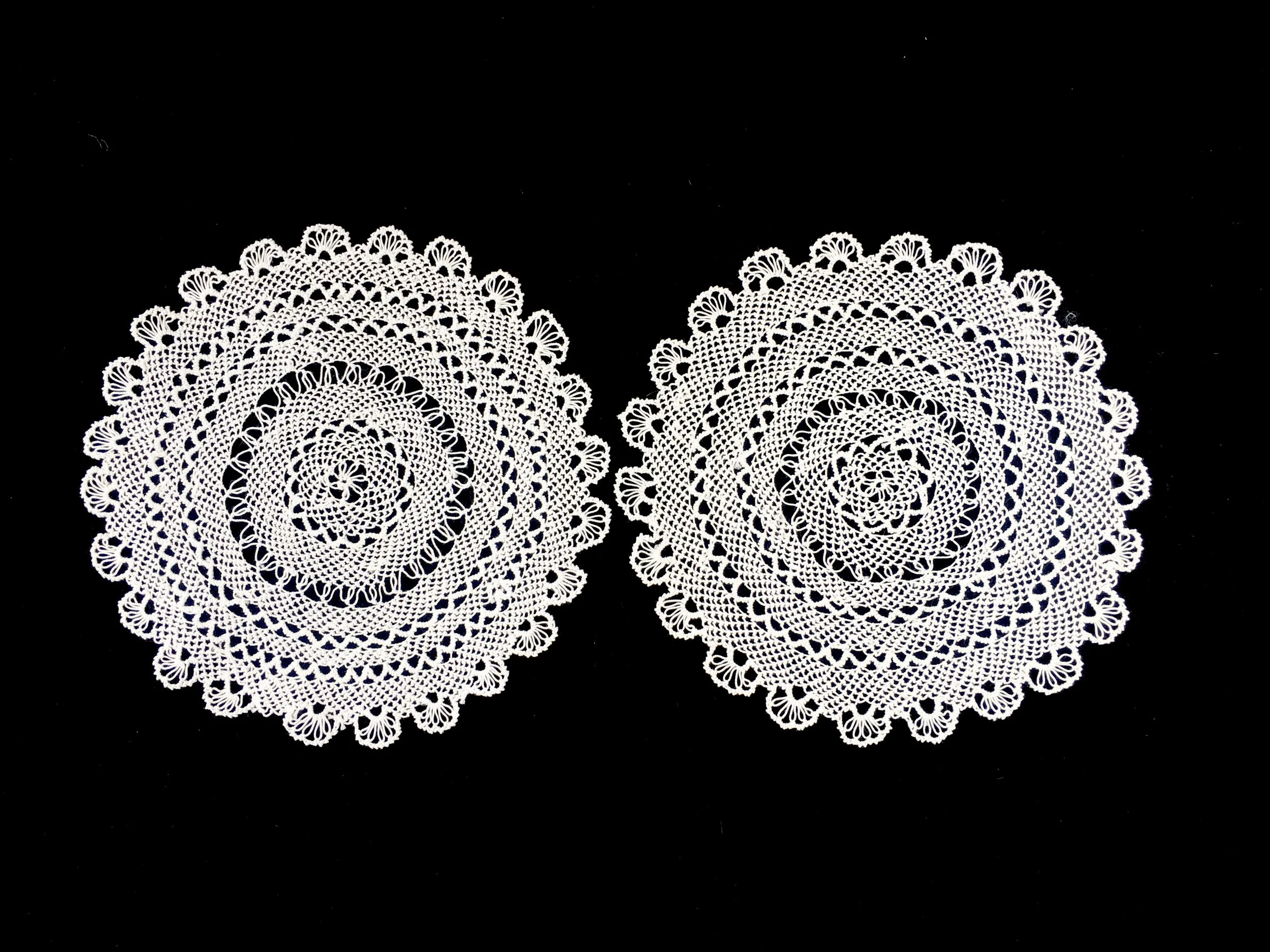 Sara Sohigian Magarian, twin needlelace doilies, ca. 1960–70.

Photo credit: © Deborah Valoma 2018.