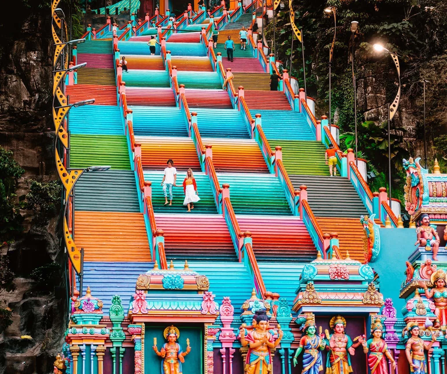 things-to-do-kuala-lumpur-batu-cave-header.jpg