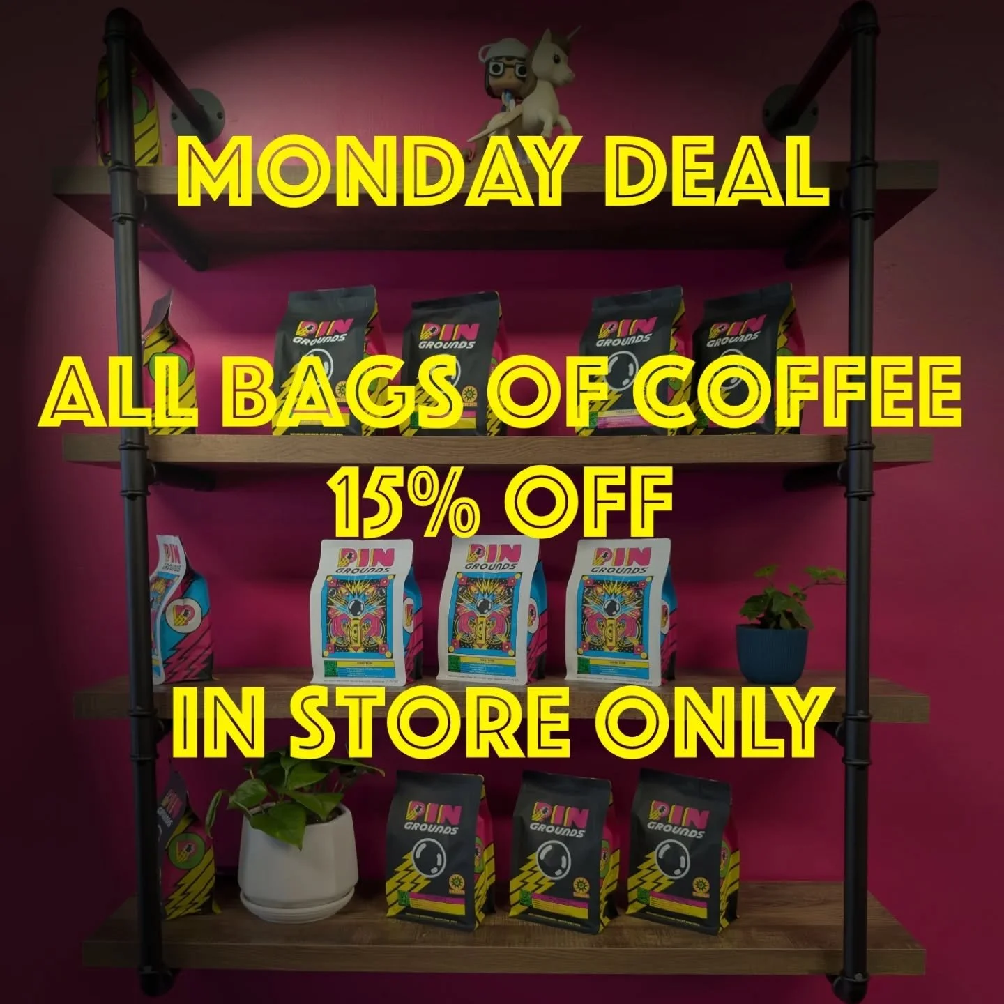 Monday evenings now feature 15% off fresh roasted coffee! Grab a bag when coming to play some pinball or on your way home from work. Fresh coffee for your week is never a bad plan. 

#coffeeshop #pinball #flippingoodcoffee