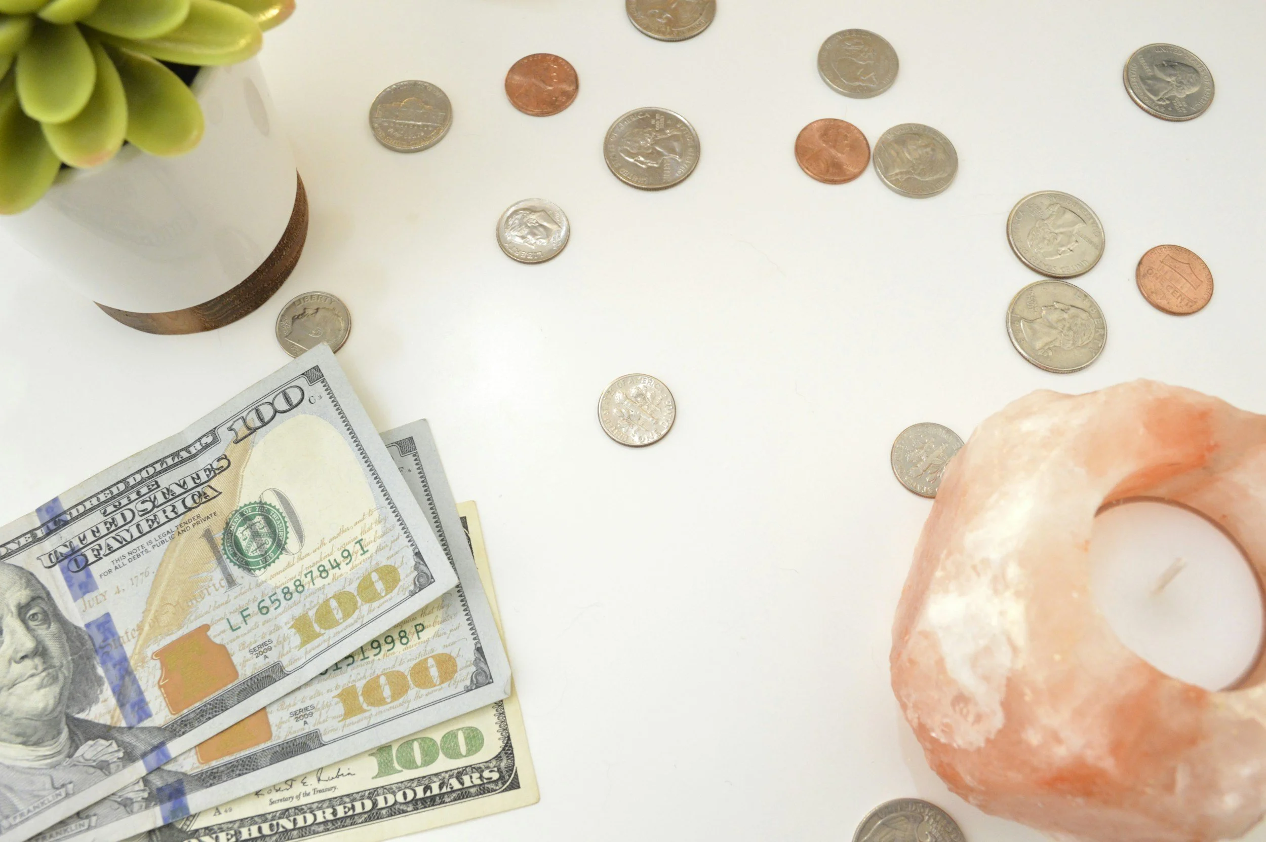 Cash vs. Accrual Accounting for Longevity Clinics and Wellness Practices