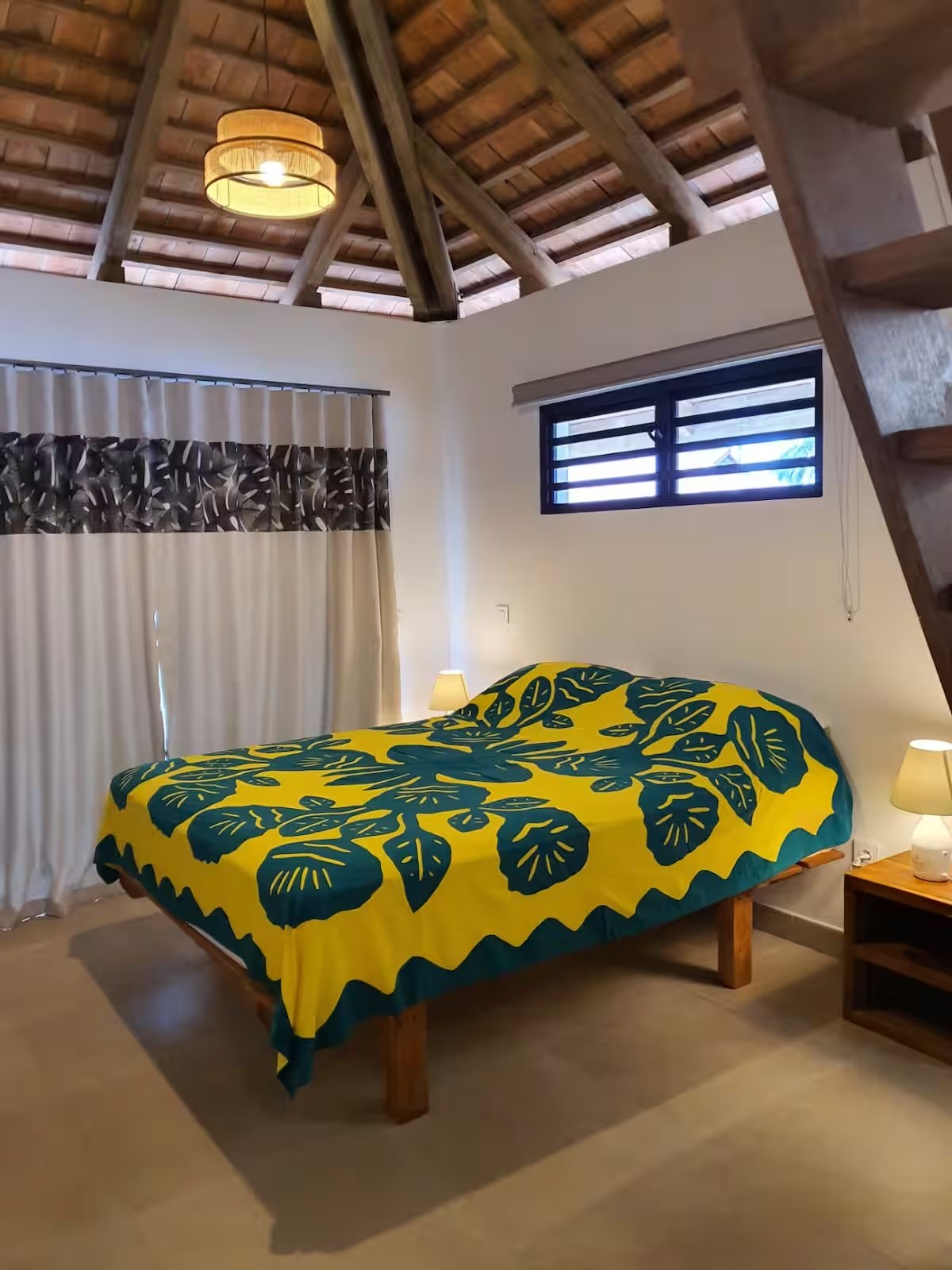 bedroom1.jpg
