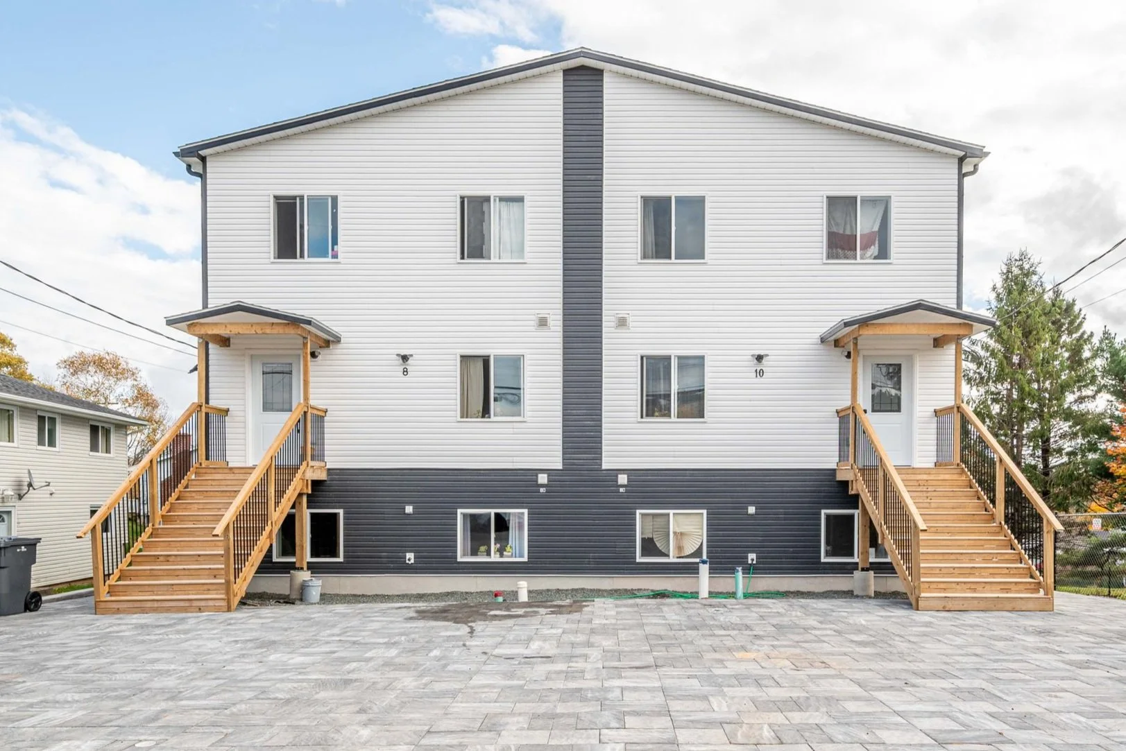 8 10 Johnson Ave-1.jpg