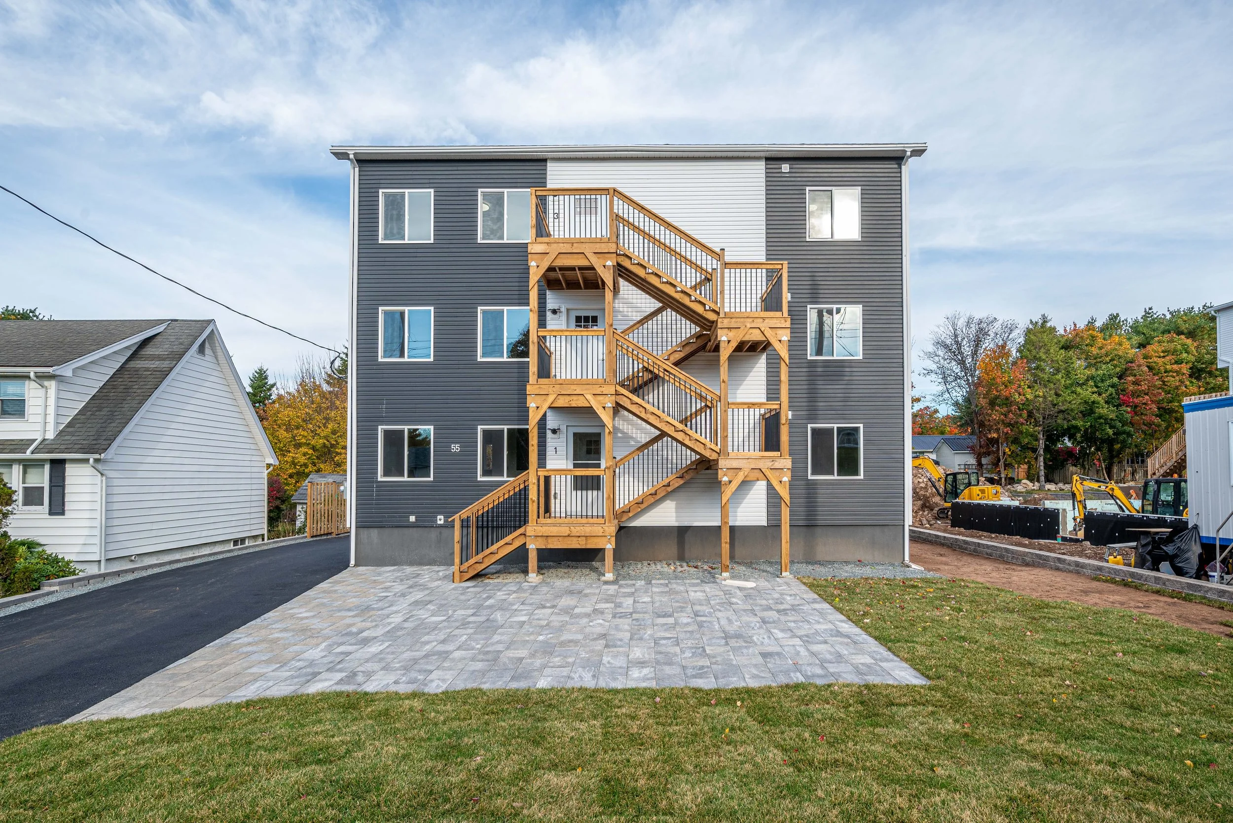 55 Wedgewood Ave-1.jpg