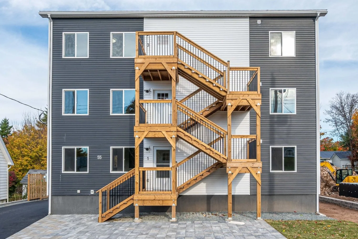 55 Wedgewood Ave-1.jpg