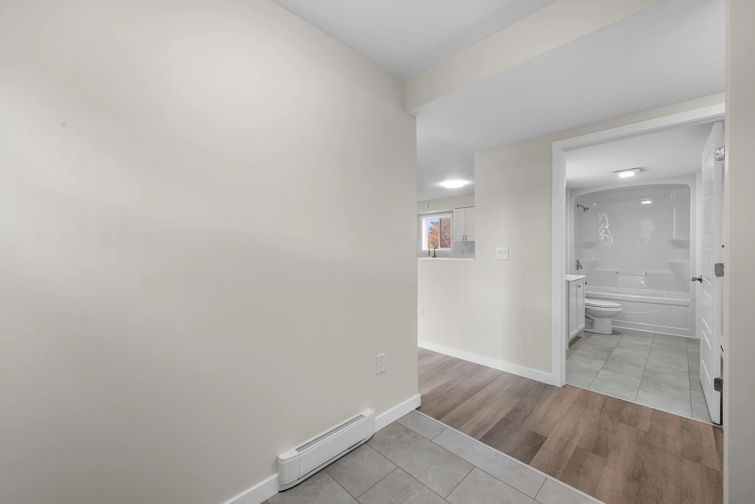 55 Wedgewood Ave-5.jpg