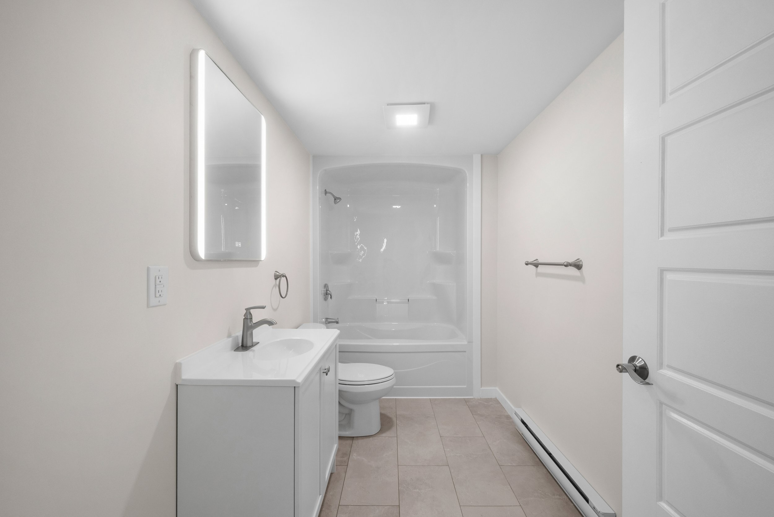 55 Wedgewood Ave-19.jpg