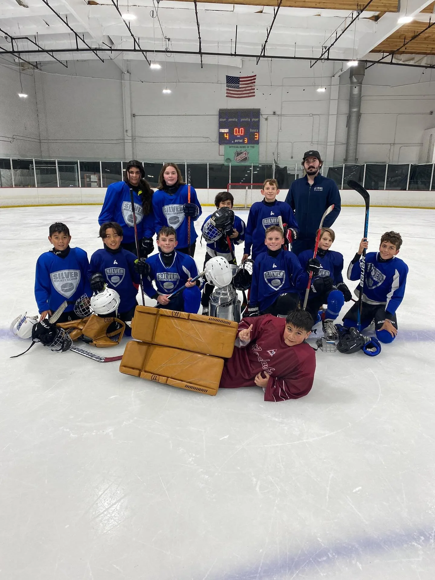 Huge shoutout to our Silver Hockey School HDP champions! 🏆🏒
	&bull;	West Final: Blue Thunder wins 4&ndash;3
	&bull;	East Final: Blue Thunder wins 3&ndash;1
	&bull;	8U Champions: White Lightning ⭐

We&rsquo;re proud of all our players for an awesome