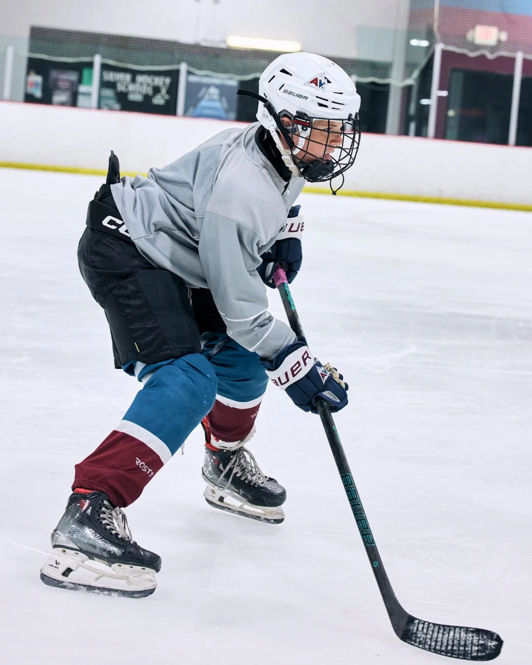 At AV Ice Palace, beginners become skaters and skaters become players. 🏒🔥