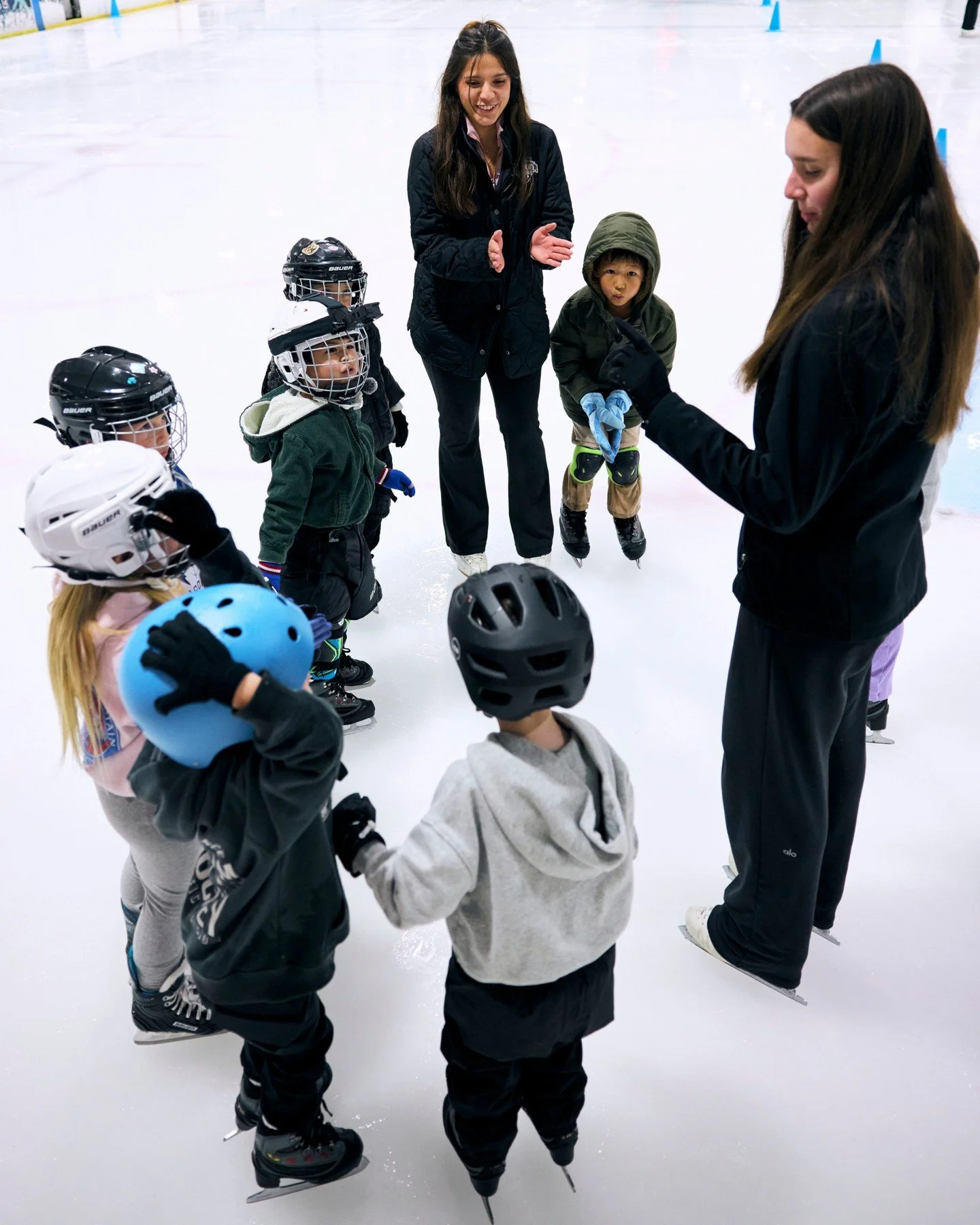 Skating school means learning as a group, cheering for each other, and building skills one glide at a time. ⛸️ Sign up today through the link in our bio!